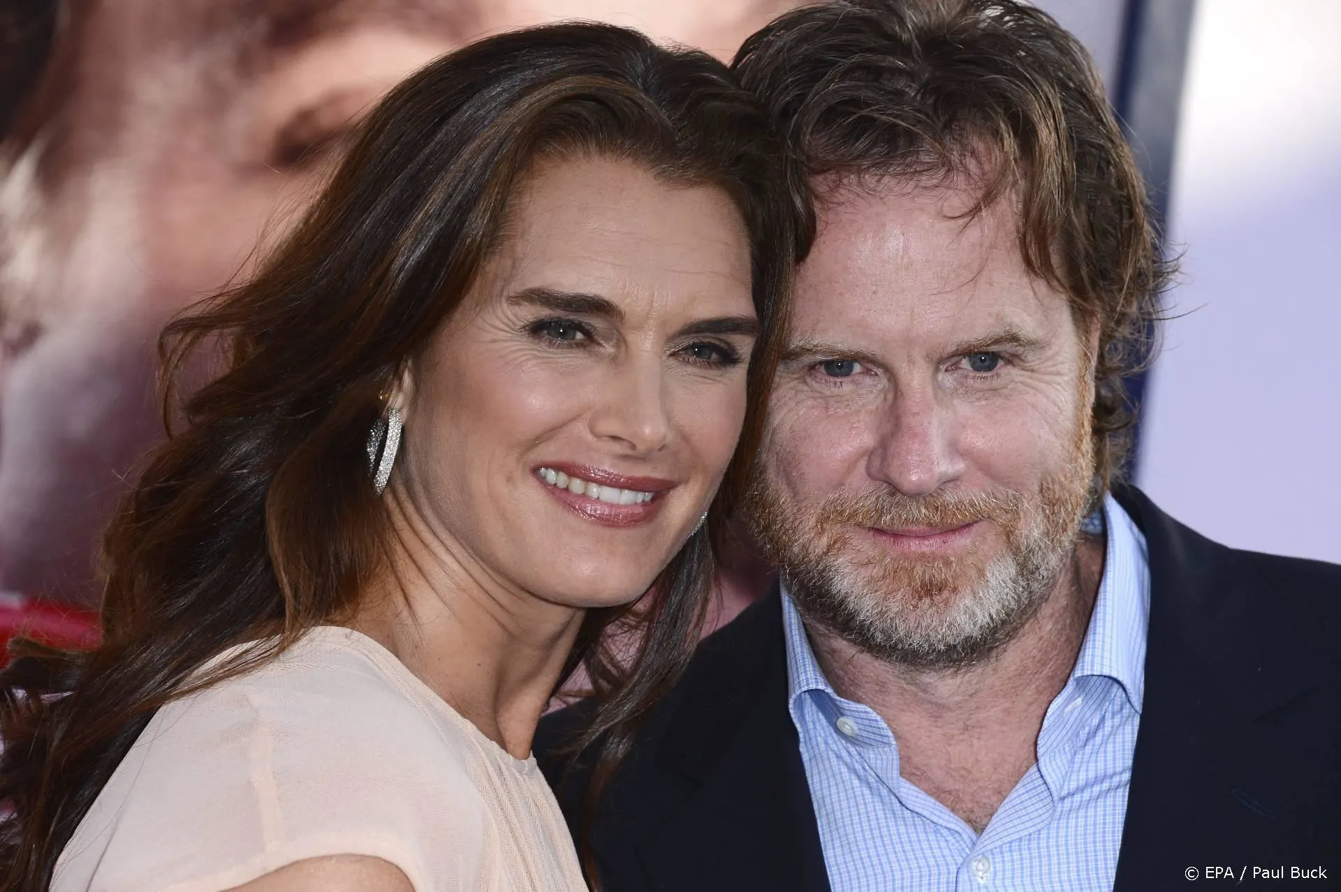 Brooke Shields deelt naaktfoto voor Earth Day