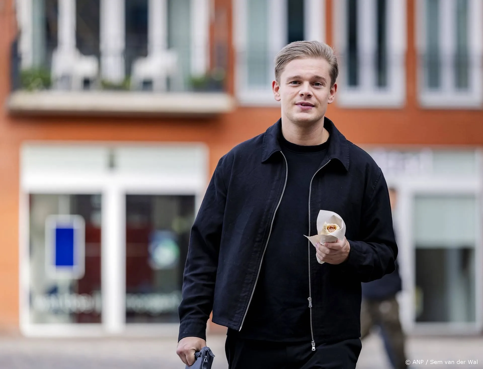 Déze straf krijgen de mishandelaars van Dennis Schouten