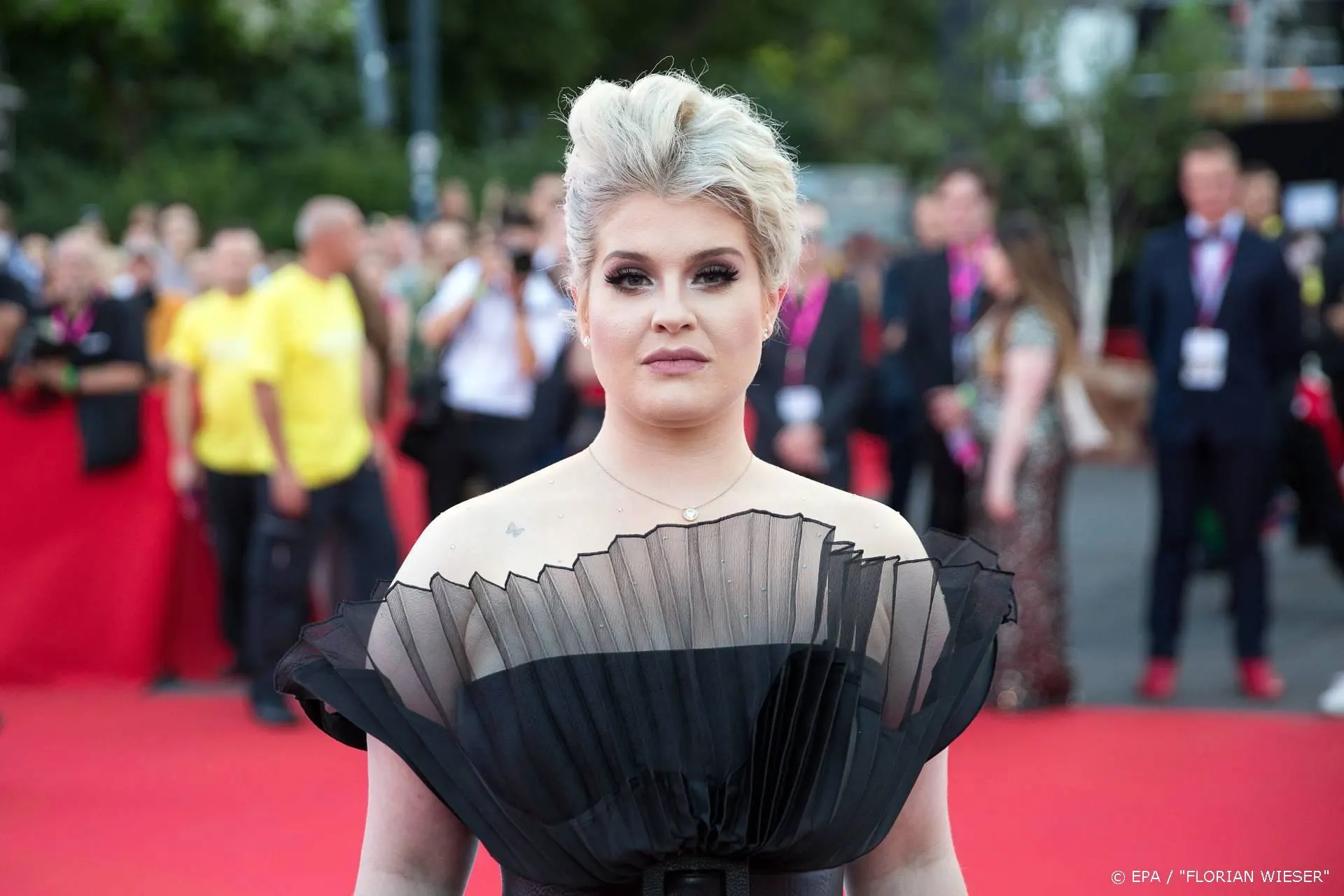 Kelly Osbourne onherkenbaar na afvallen