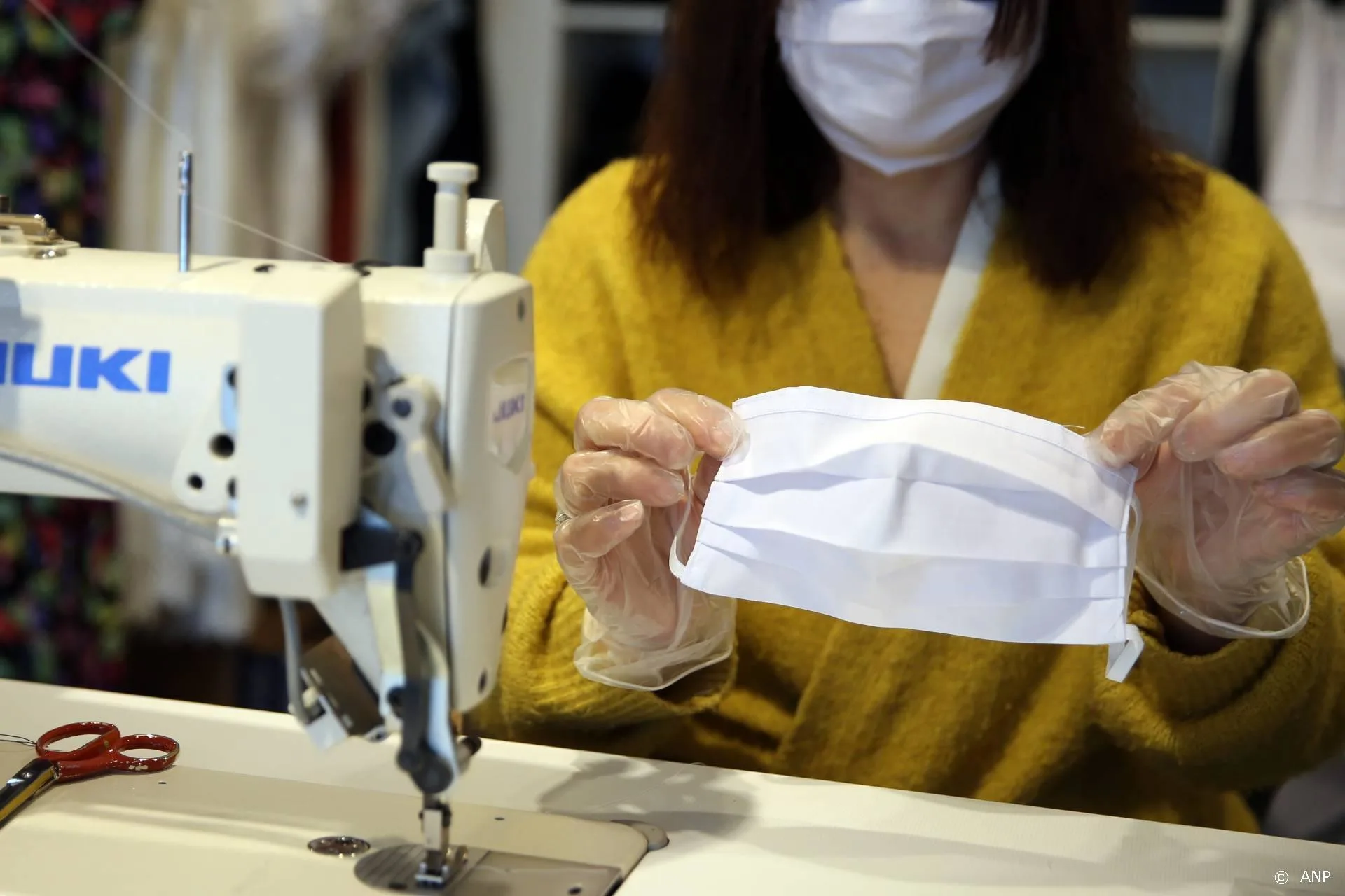 Operahuizen overal ter wereld maken nu mondkapjes