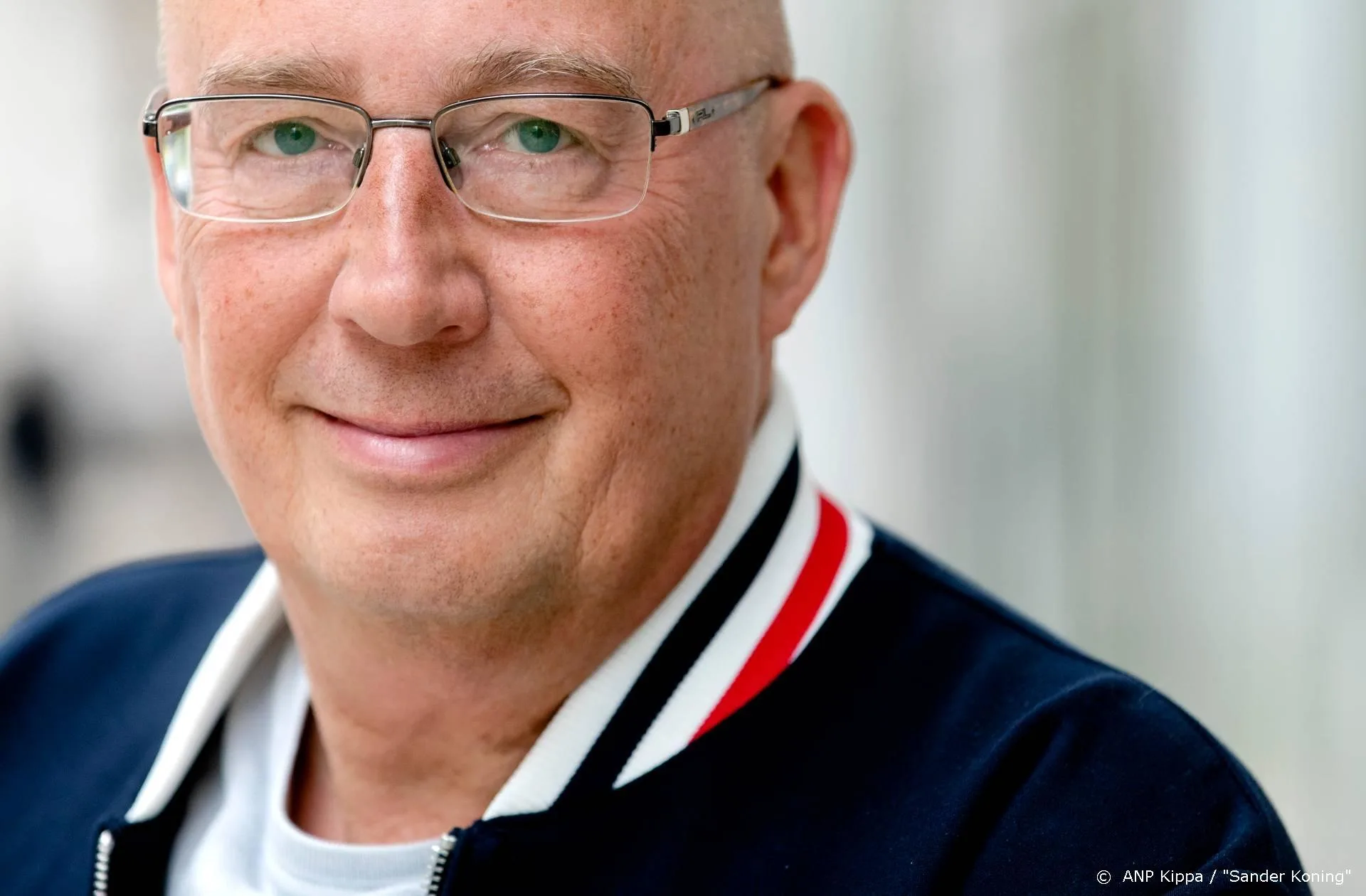 Daniël Dekker vertrekt na dertig jaar bij AVROTROS