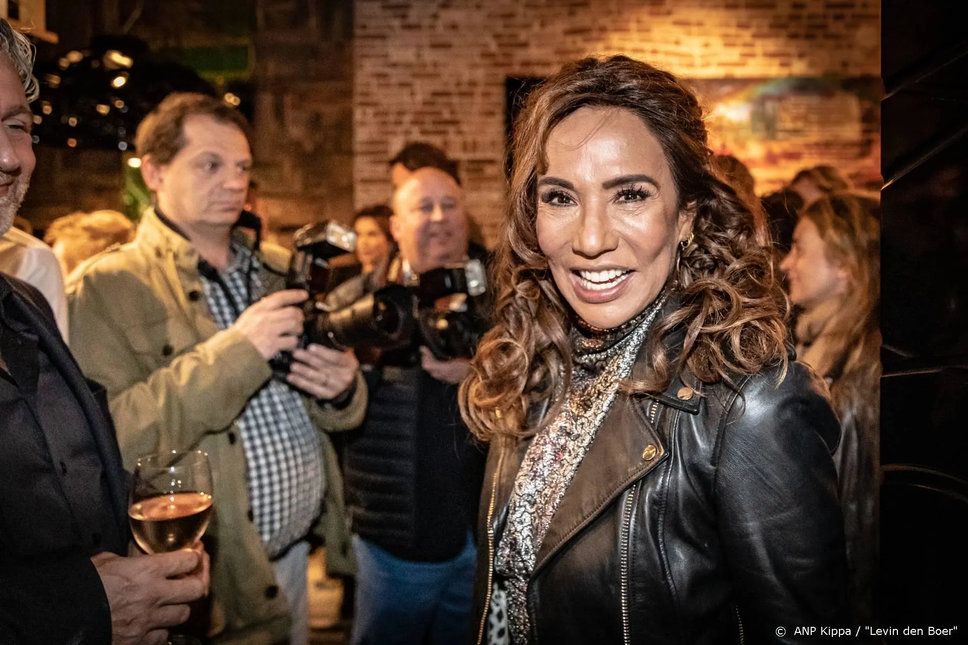 Patty Brard maakt voortaan schoon in panterprint