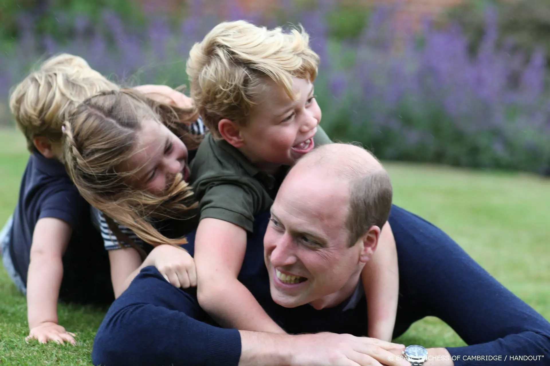 William vindt lesgeven aan zijn kinderen 'erg lastig'