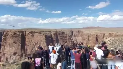 Will Smith springt op 50ste verjaardag uit helikopter!