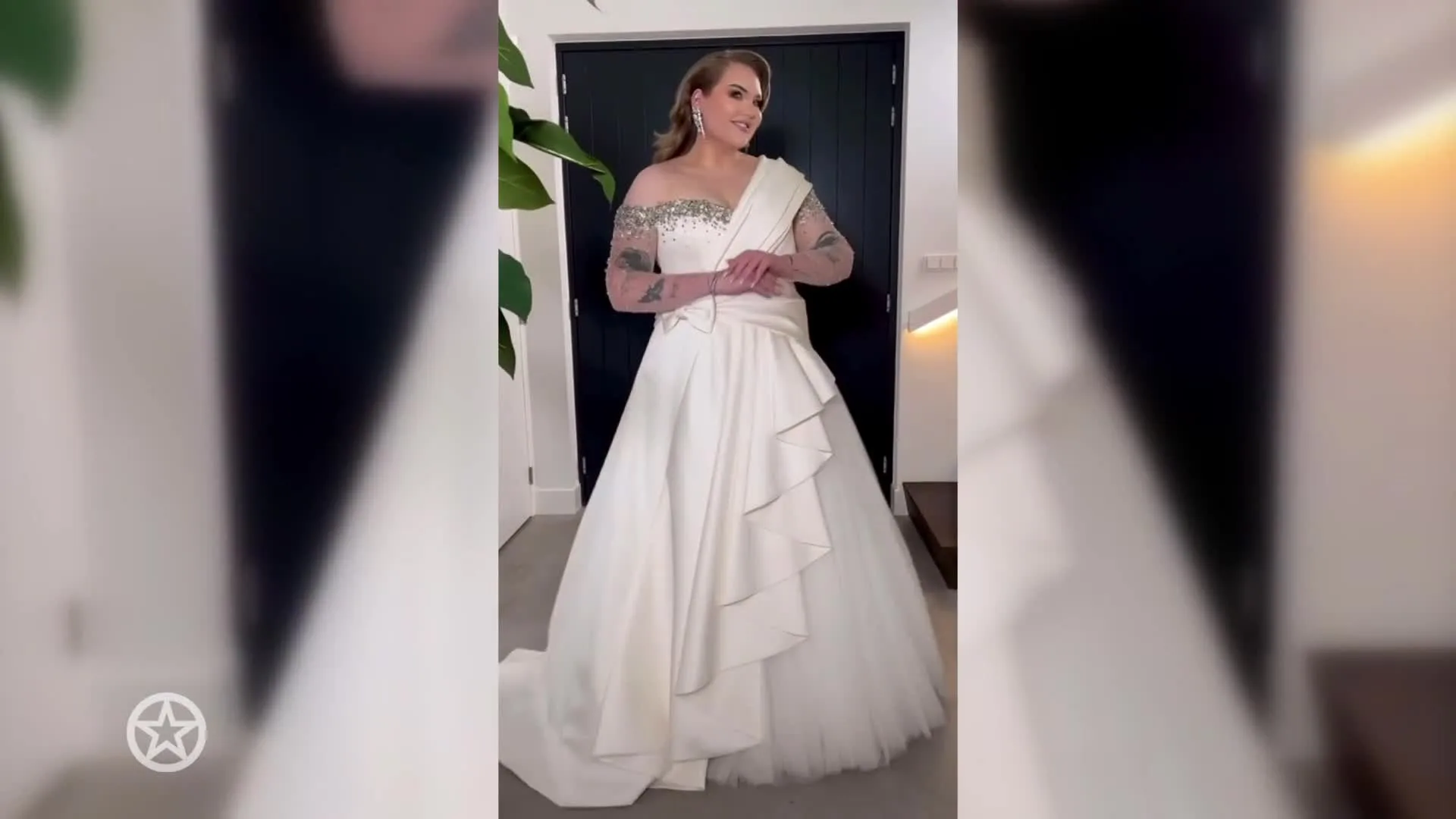 Nikkie de Jager laat trouwjurk zien