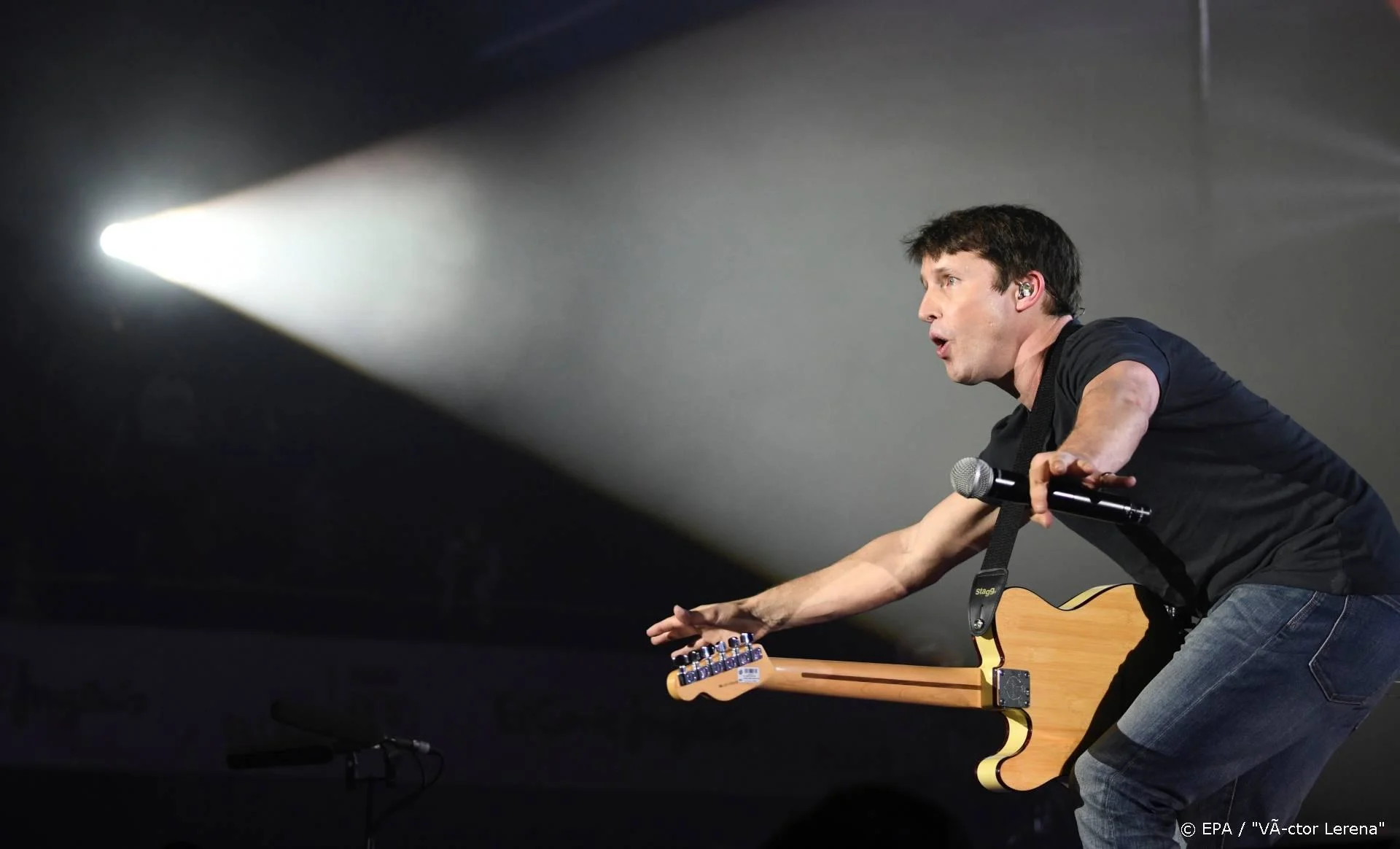 James Blunt kreeg scheurbuik door protestactie tegen vegans