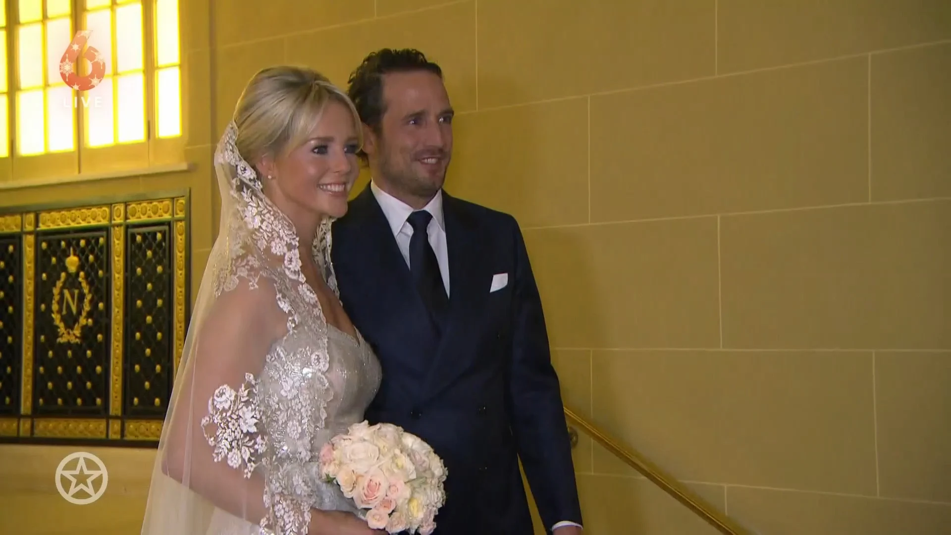 Chantal Janzen viert 10-jarig trouwjubileum