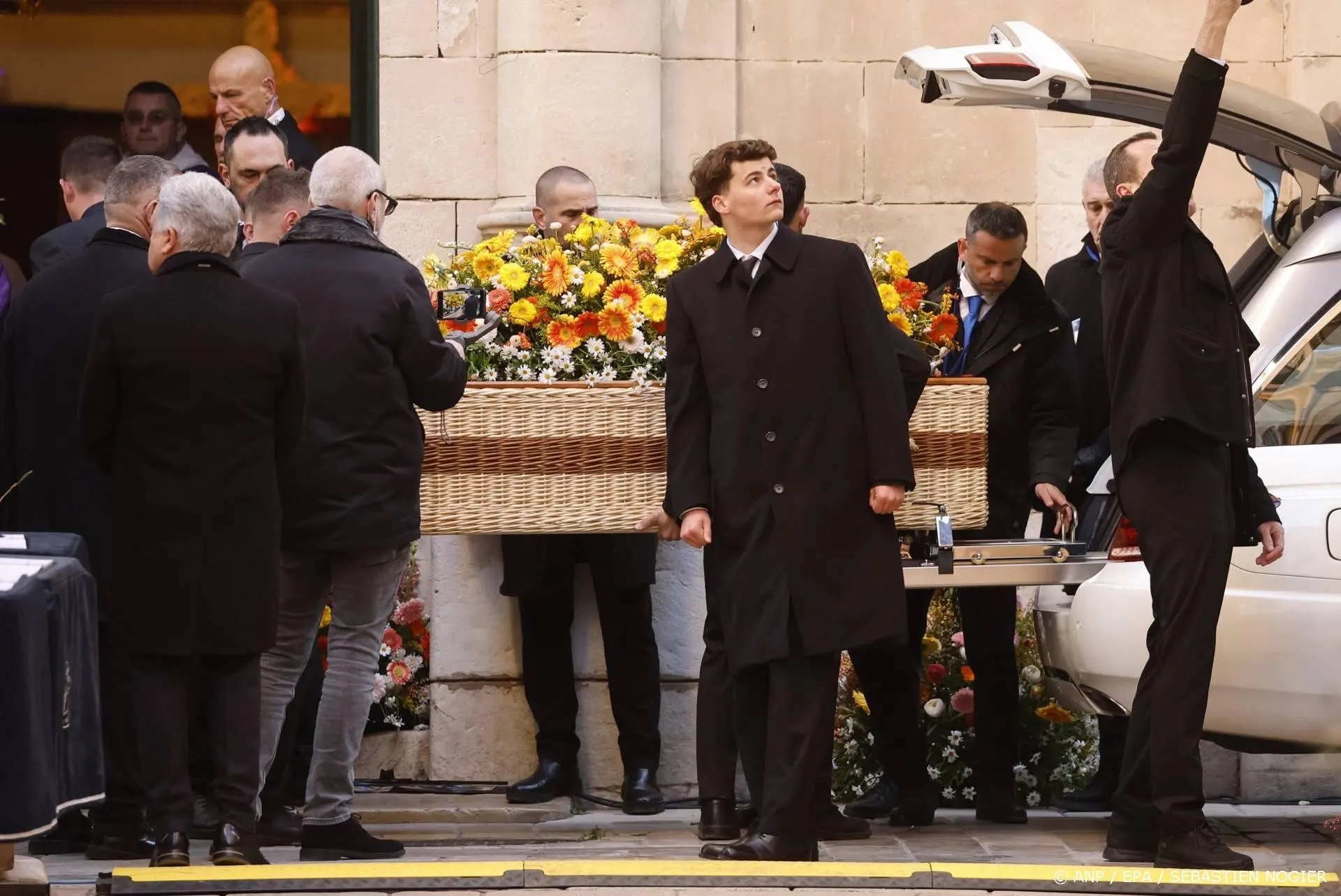 Brigitte Bardot naar laatste rustplaats gebracht