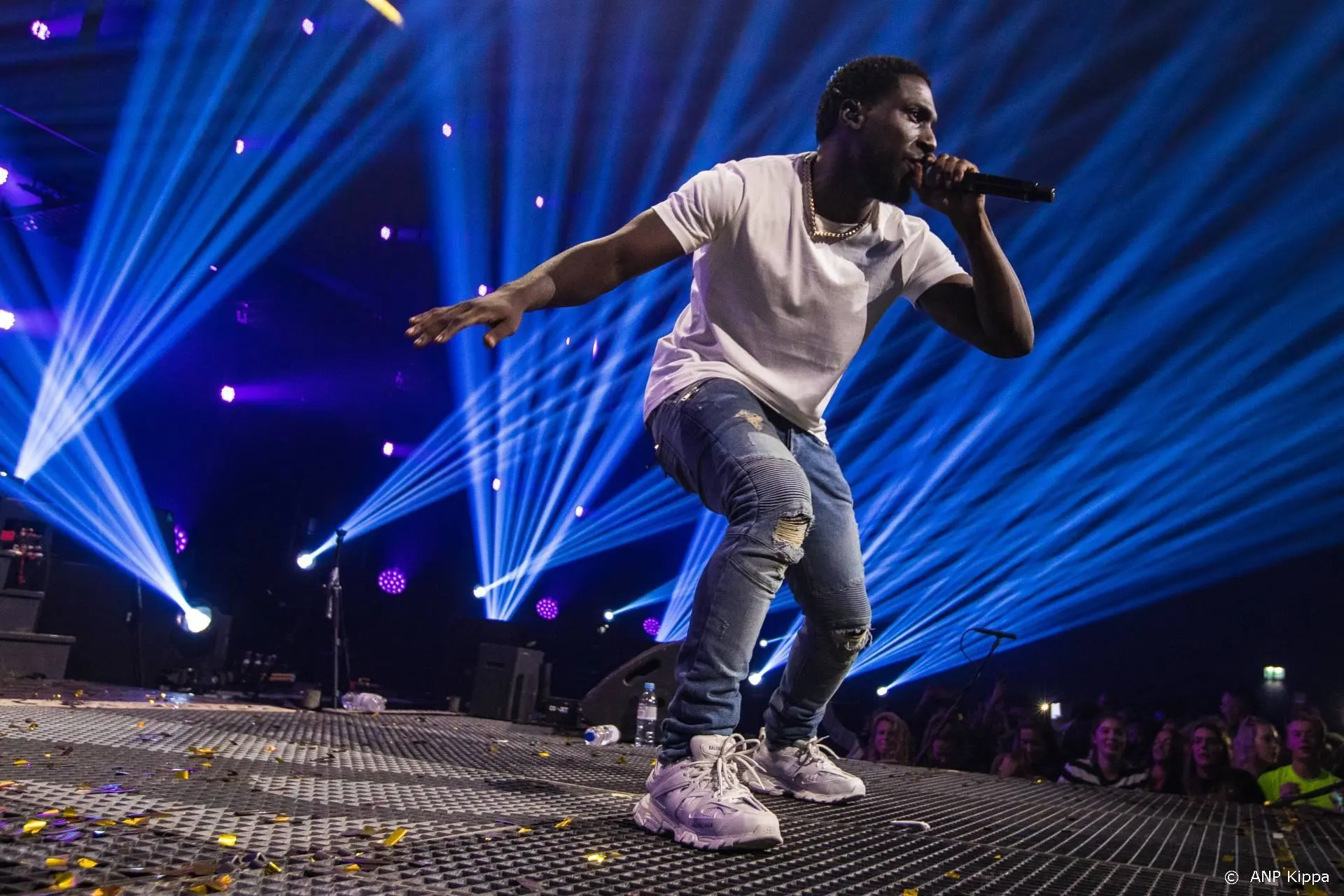 Rapper Frenna annuleert show Suriname om 'moordaanslag'