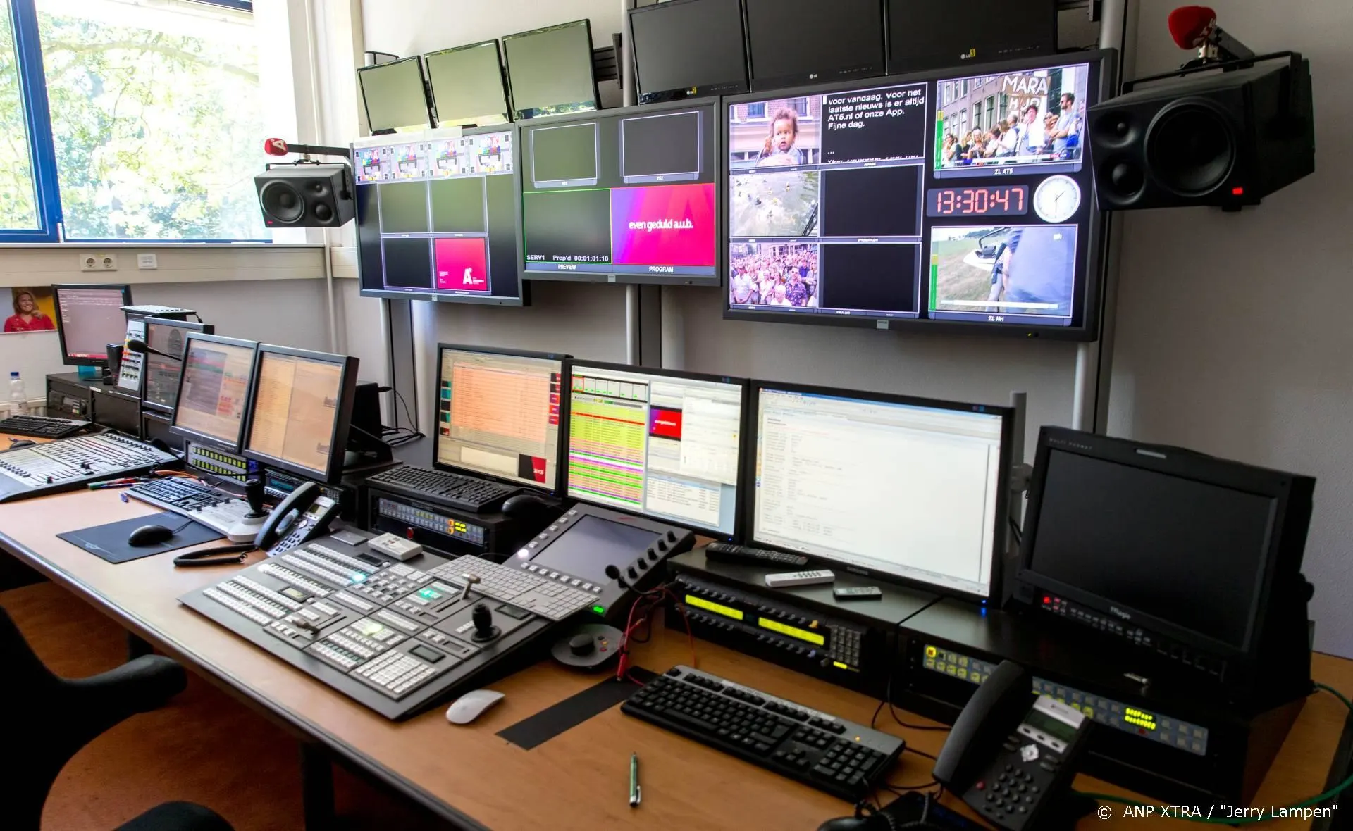 AT5 blijft voorlopig de lokale omroep van Amsterdam