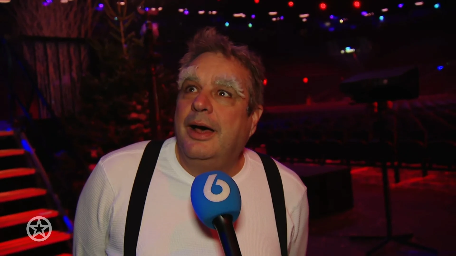 Frank Lammers enthousiast over Santa Claus Is Coming To Town