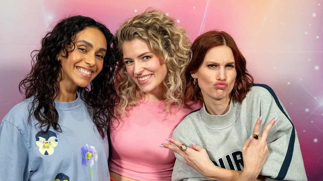 Blooper bij K3-optreden maakt tongen los: 'Nemen het niet serieus' 