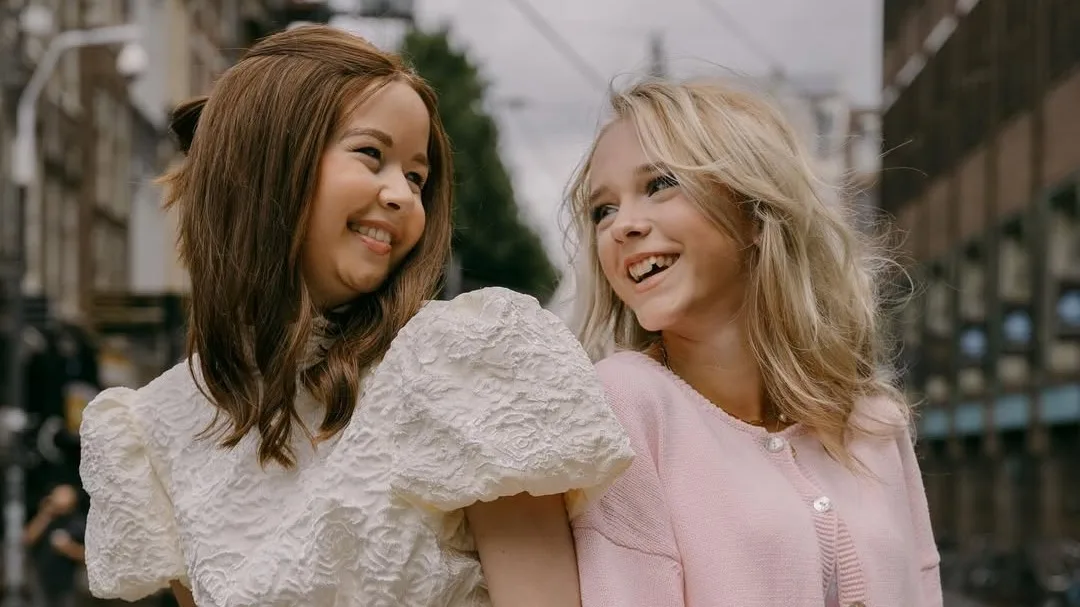 Emma Kok heeft iets speciaals voor vriendin Jade Kops in petto