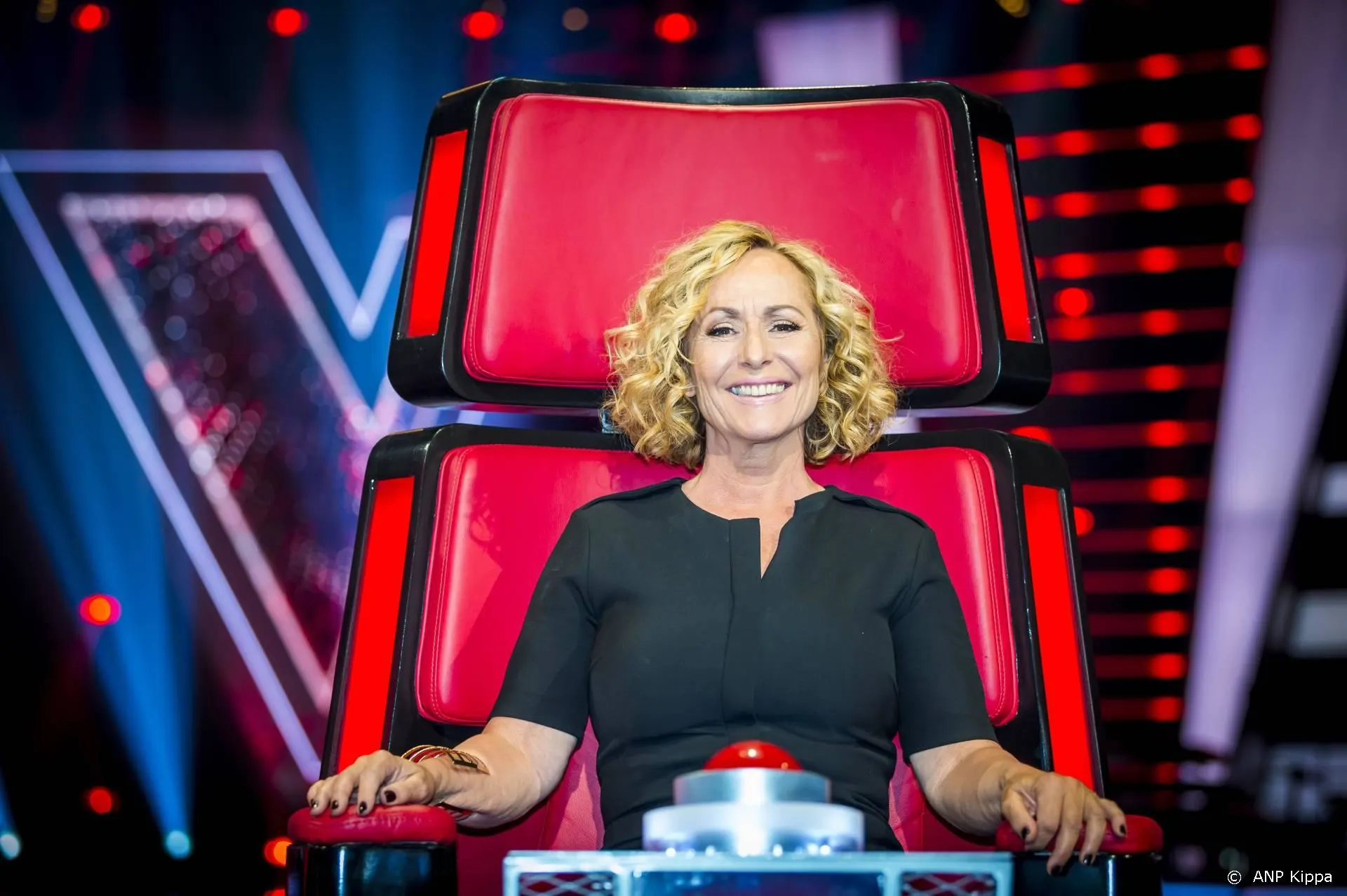 Coaches en oud-kandidaten The Voice brengen single uit