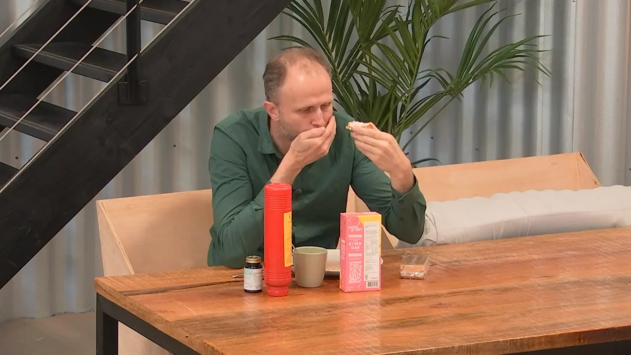 ZIEN: Onsmakelijk moment in Een Jaar Van Je Leven