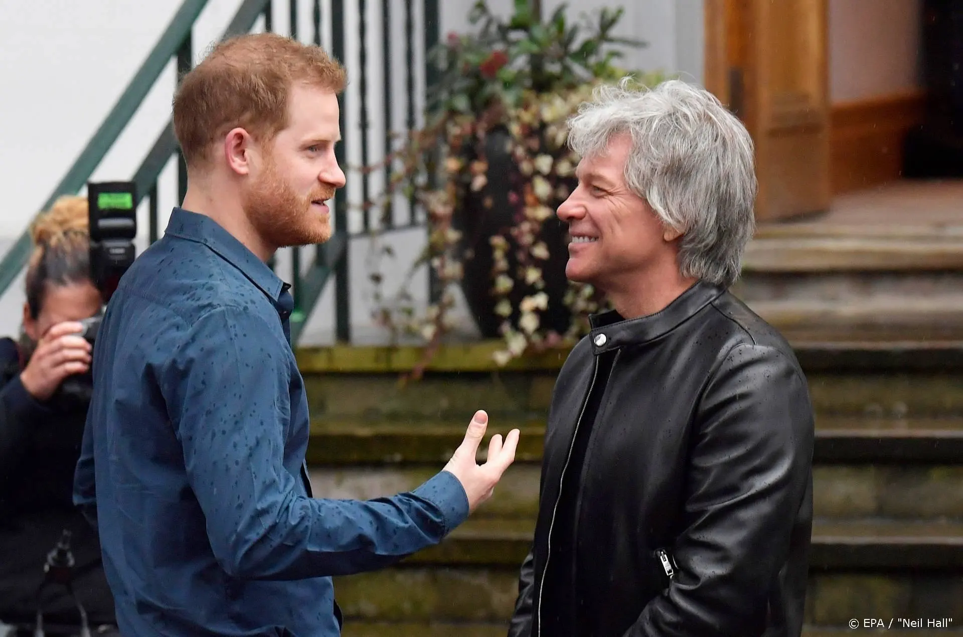 Bon Jovi en Harry brengen single uit voor mensen met PTSS