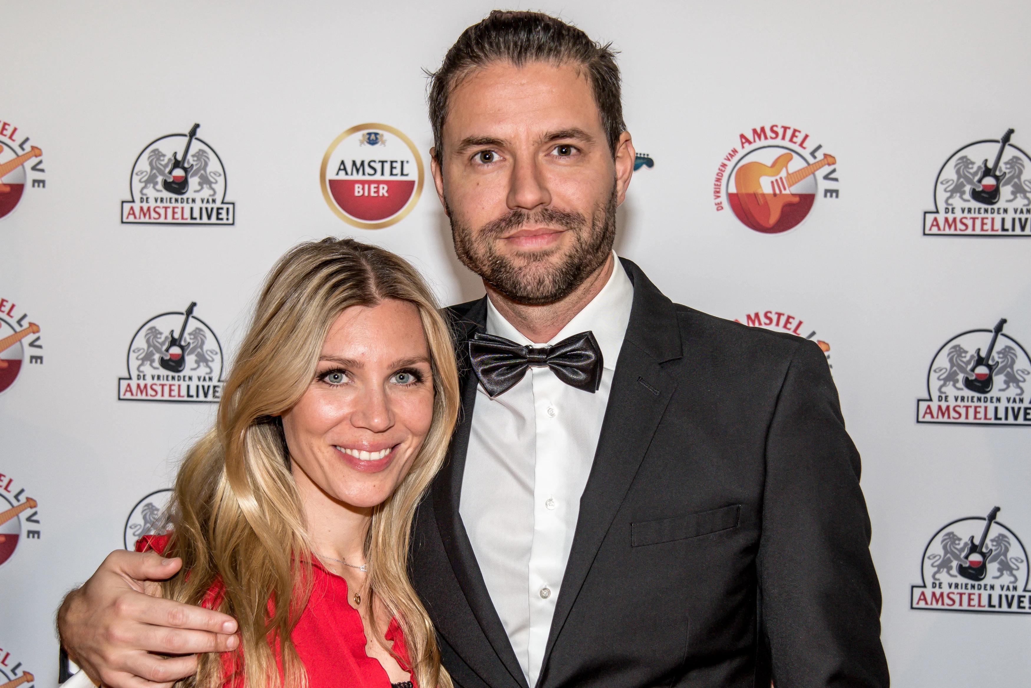 Annemarie Keizer in tranen op verjaardag