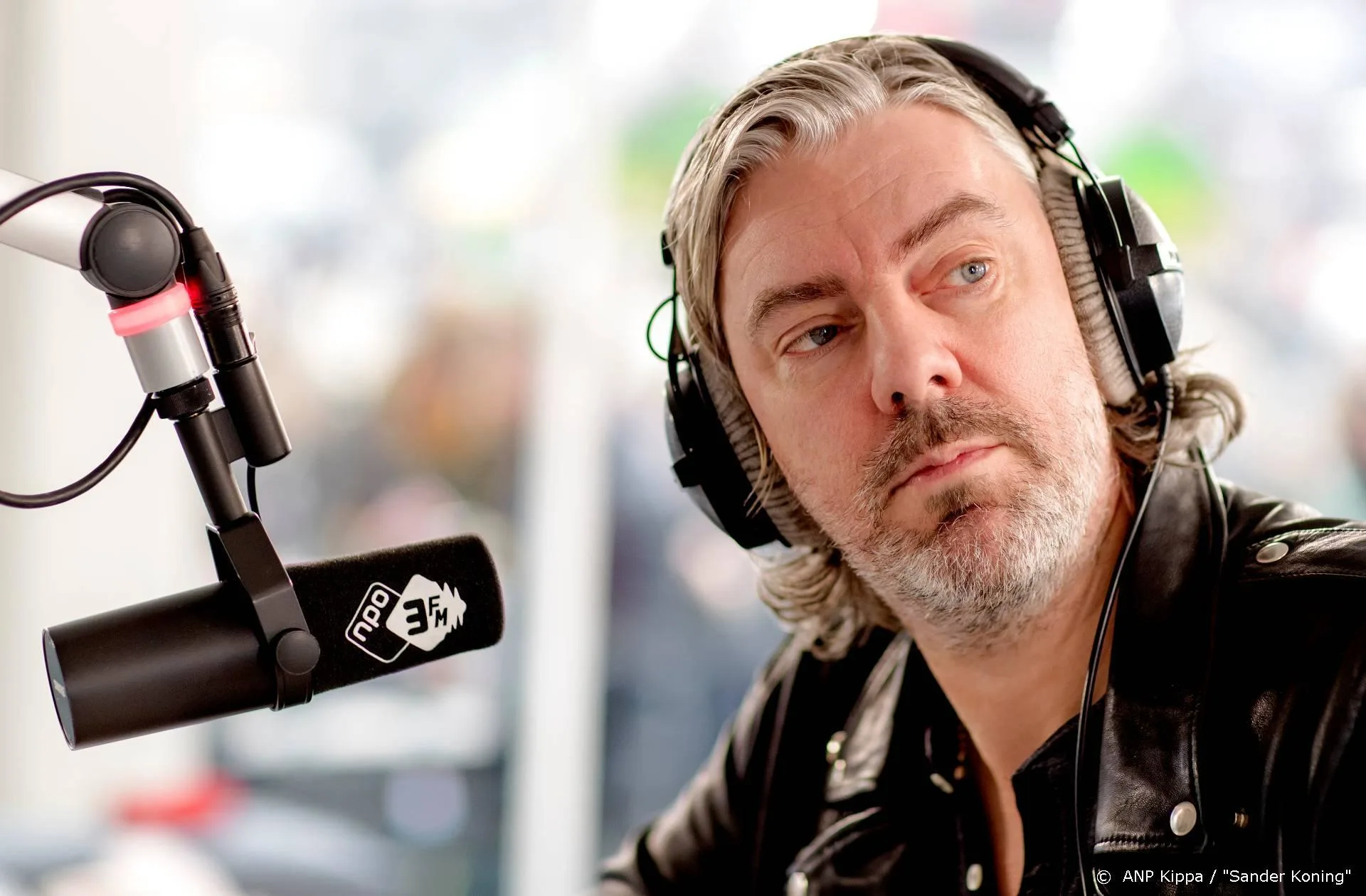 Radioprogramma's starten Corona Quarantaine Contact