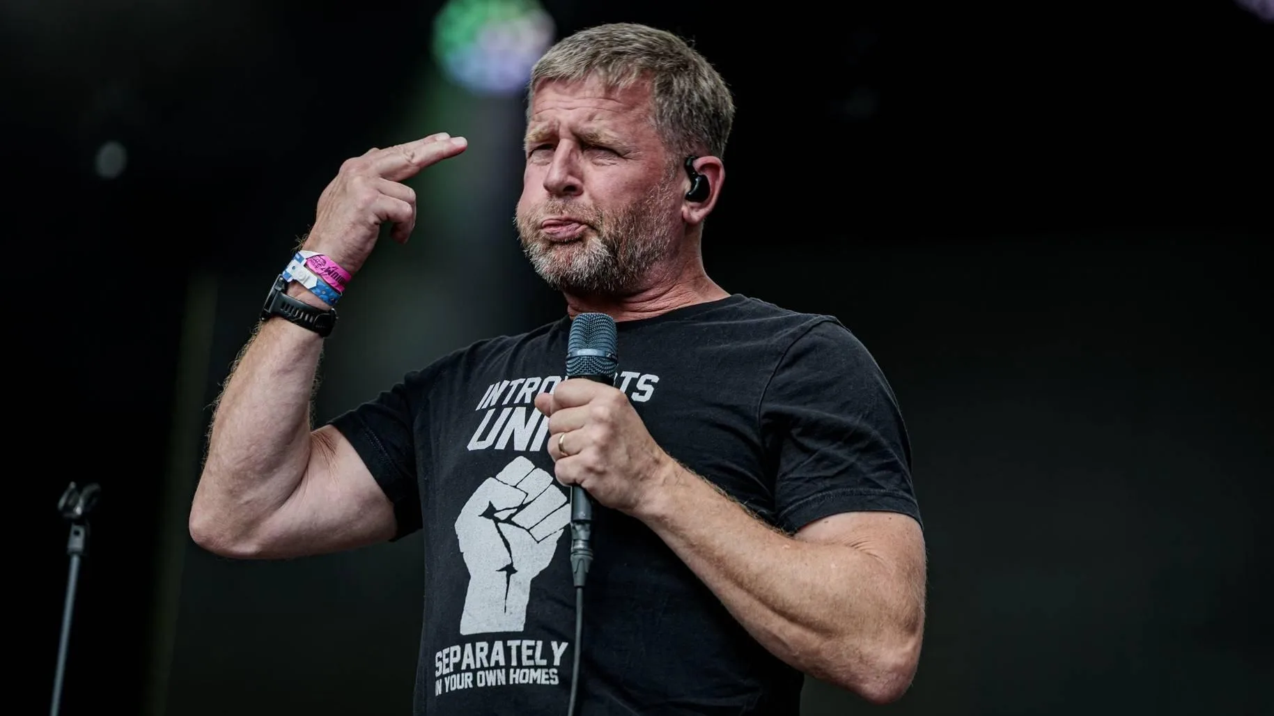 Zanger Racoon: 'Vind fijn dat ze onze koppen niet kennen'