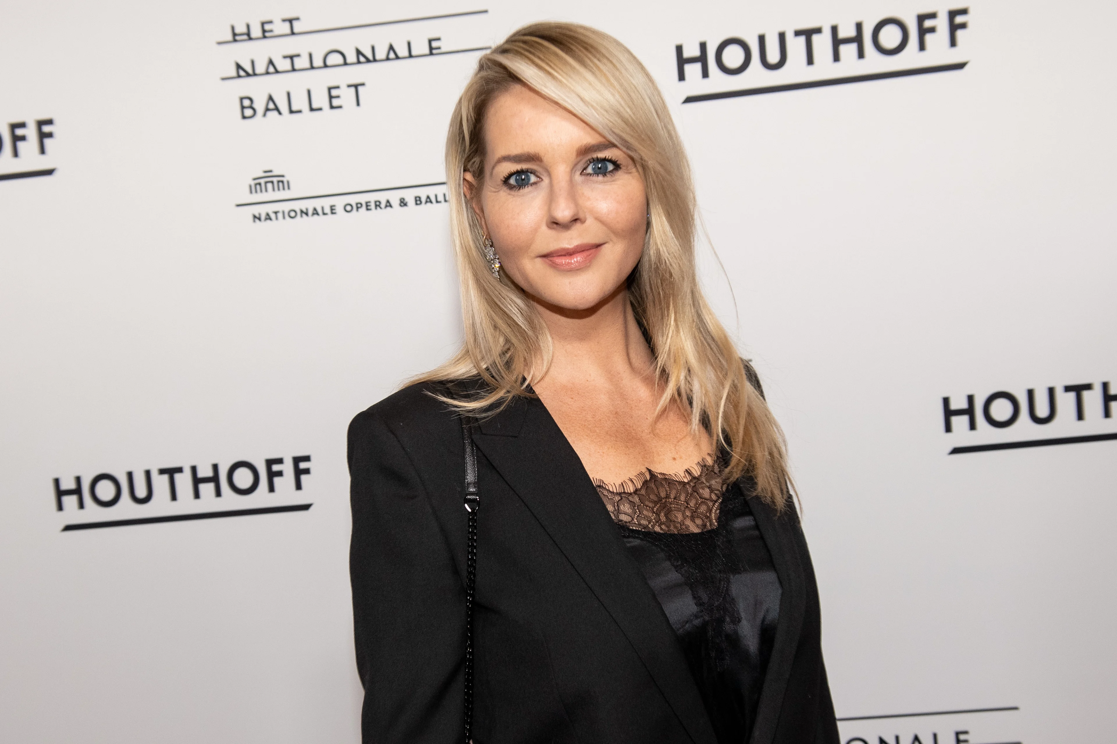 Chantal Janzen heeft iets moois te vieren!