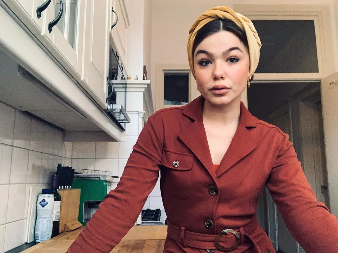 Abbey Hoes openhartig over aanrandingen