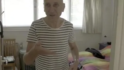 Voorproefje Man bijt hond