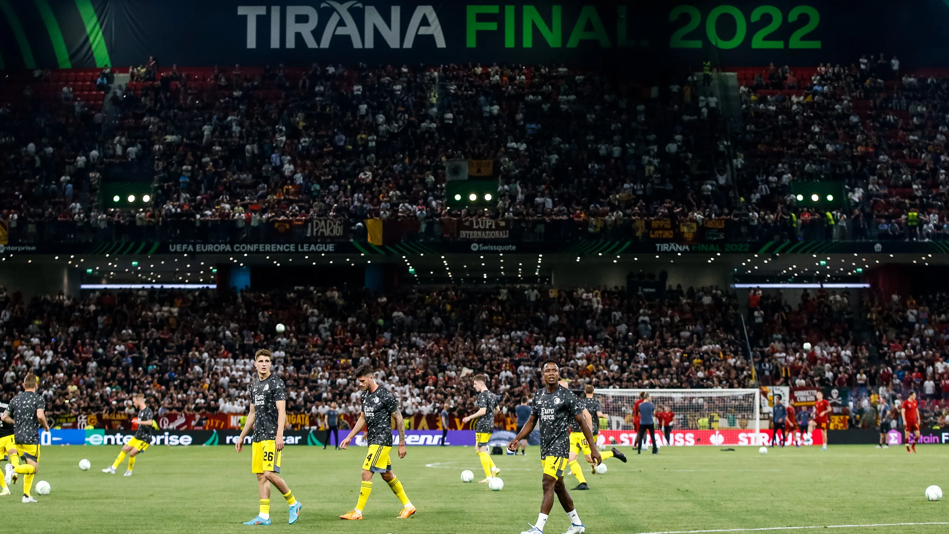 Feyenoord verliest van AS Roma in finale van Conference League