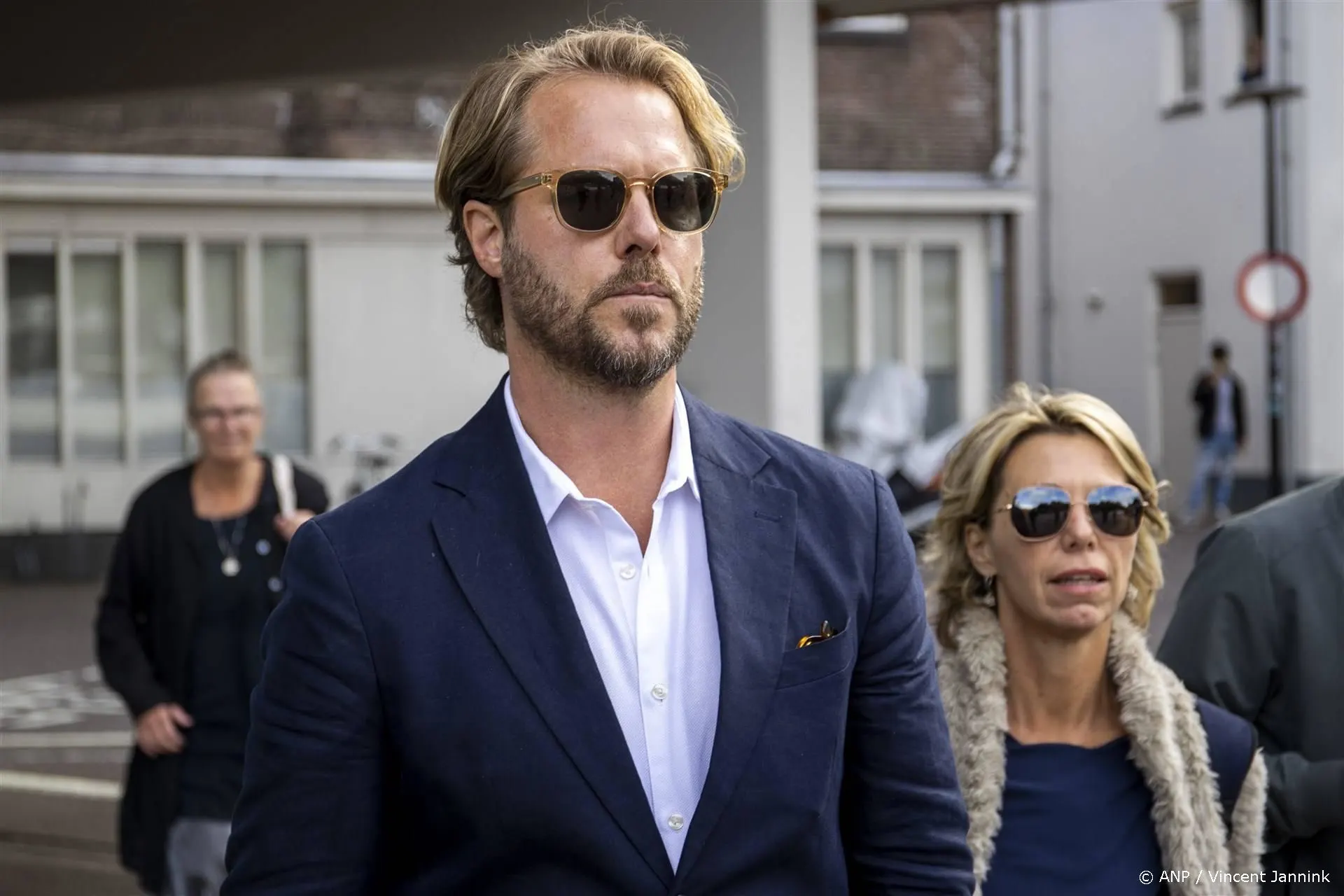 'Thijs Römer heeft zijn slachtoffers niet op tijd betaald'