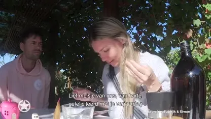 Annemarie Keizer in tranen op verjaardag