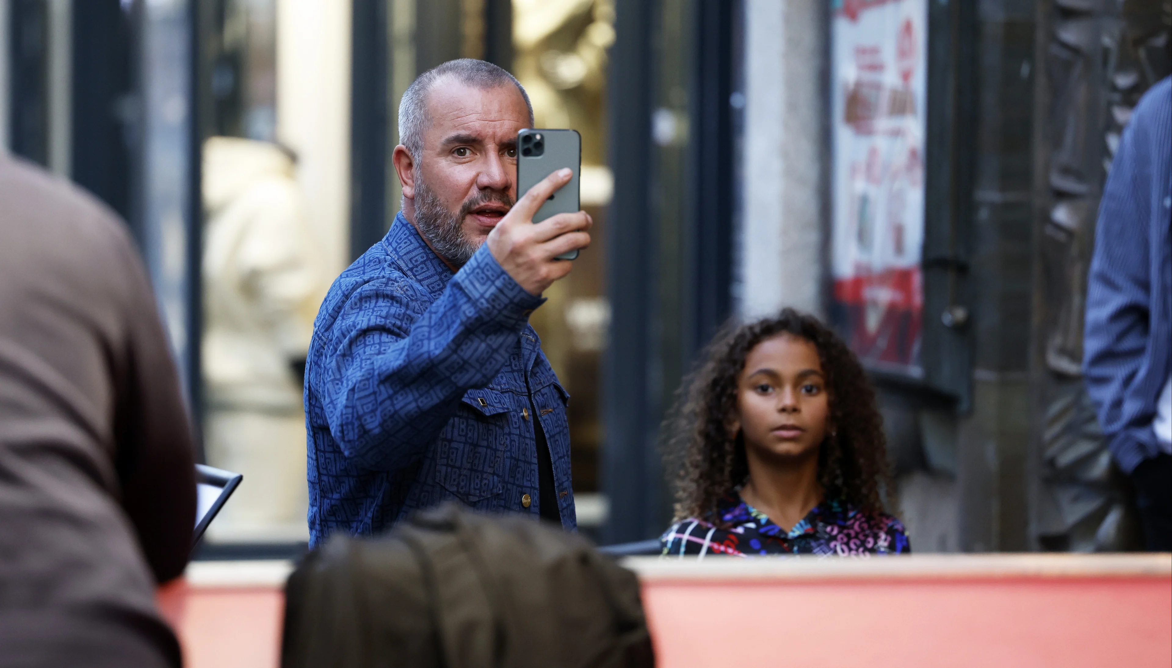 Jeroen van Koningsbrugge deelt groot nieuws: 'Ronduit bizar'