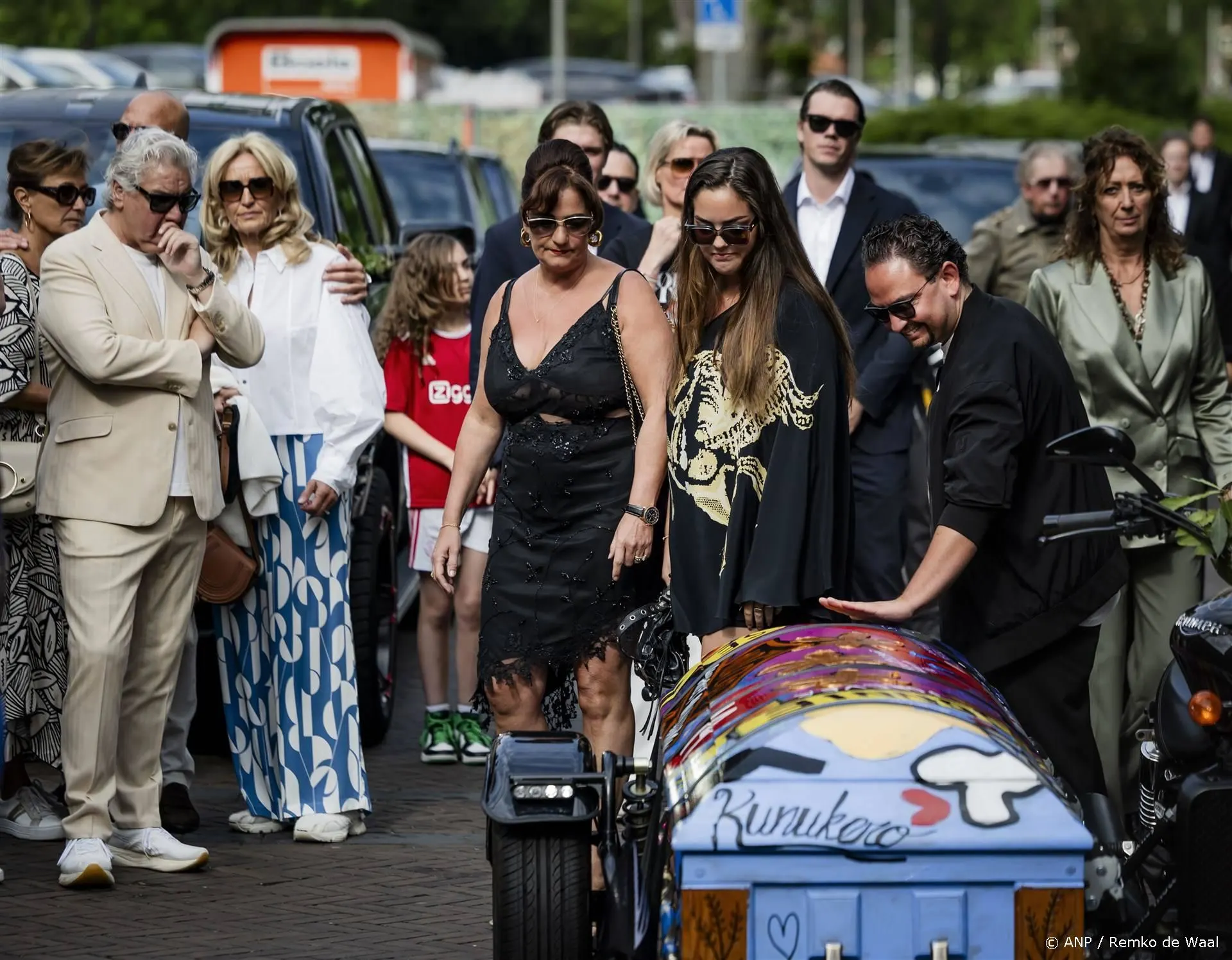 Topchef Jonnie Boer naar laatste rustplaats gebracht