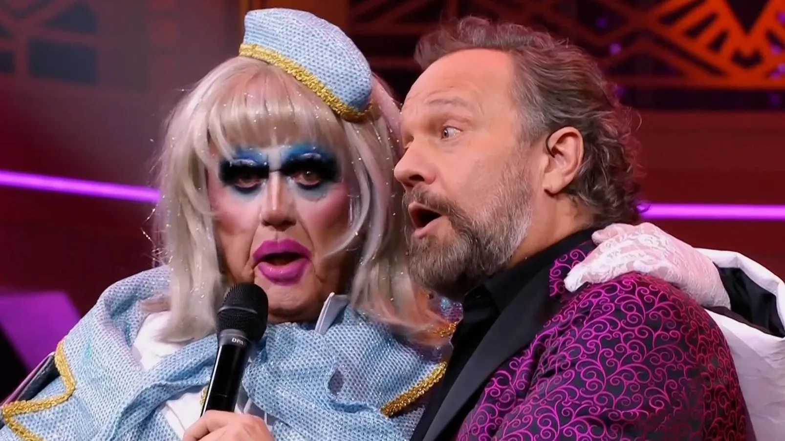 Harry Mens reageert op eigen "drag queen" make-over