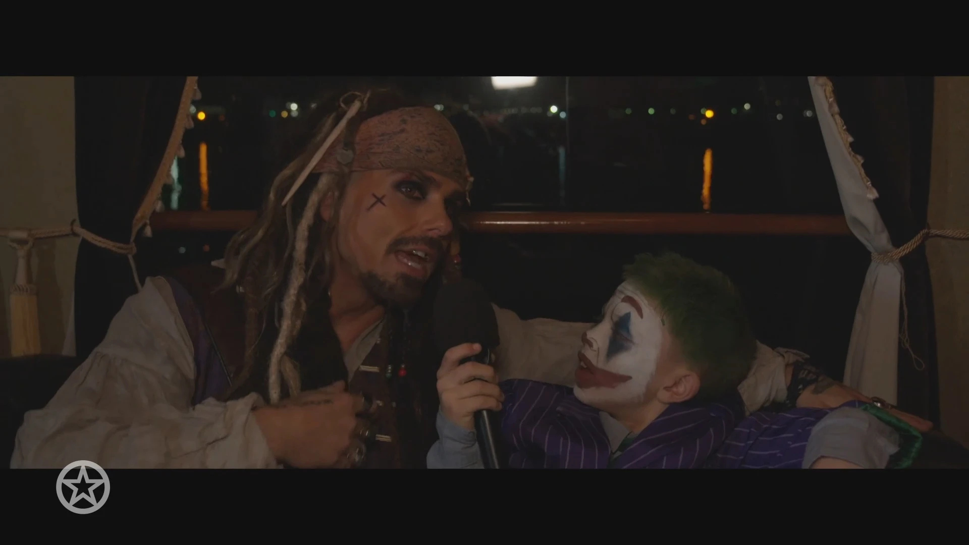 Kleine André interviewt grote André