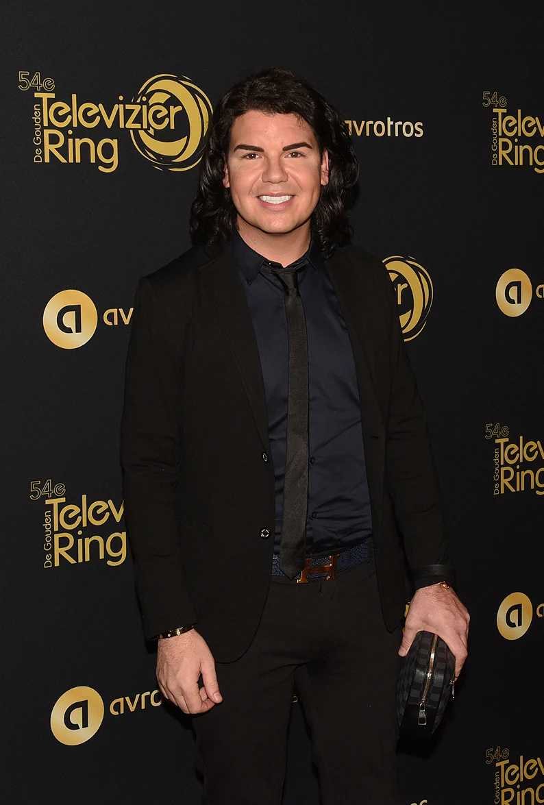 Seks voor singles: het mag weer en Roy Donders juicht dit toe