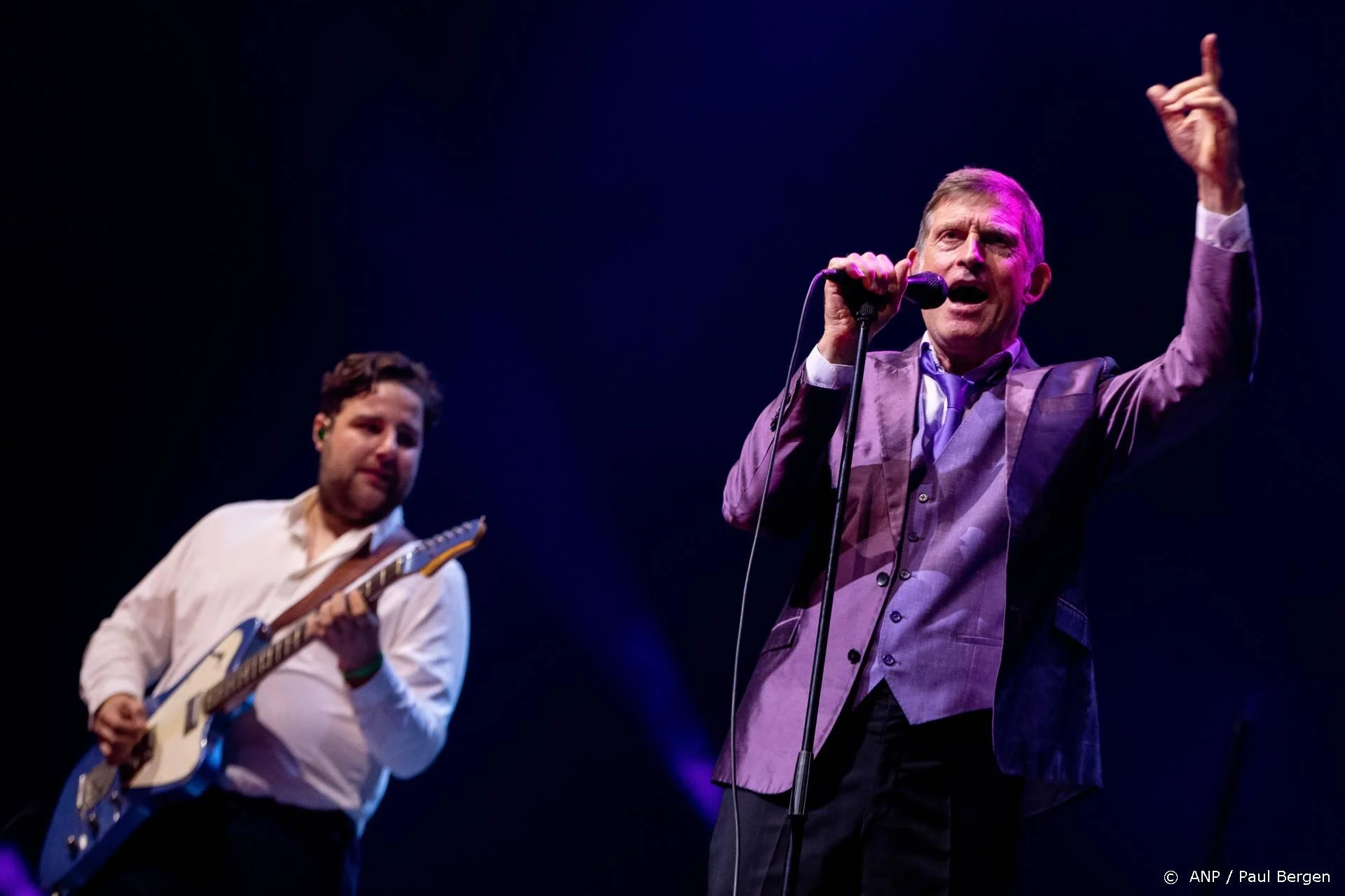 De Dijk begint energiek aan laatste show ooit