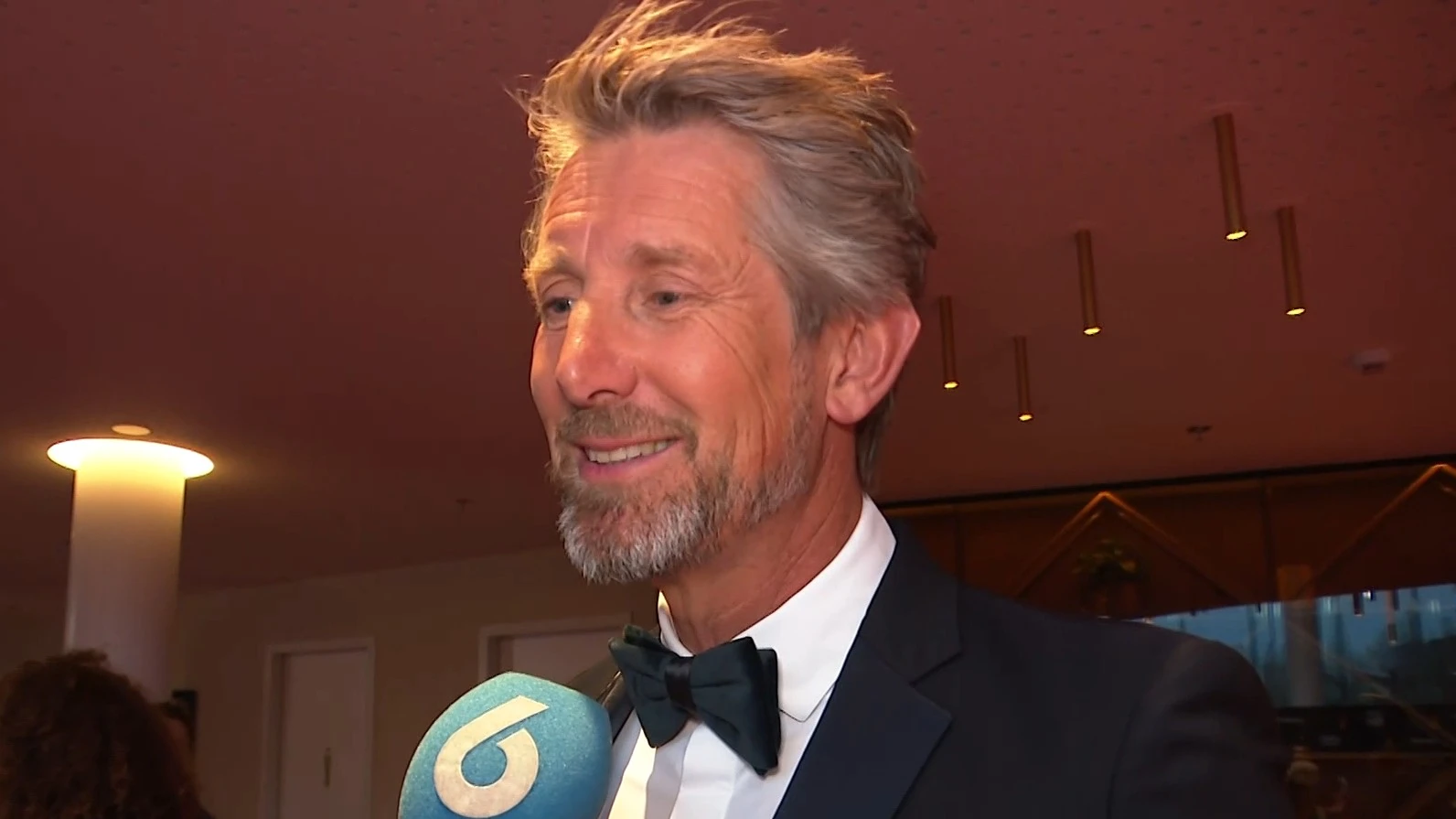 Edwin van der Sar geeft gezondheidsupdate