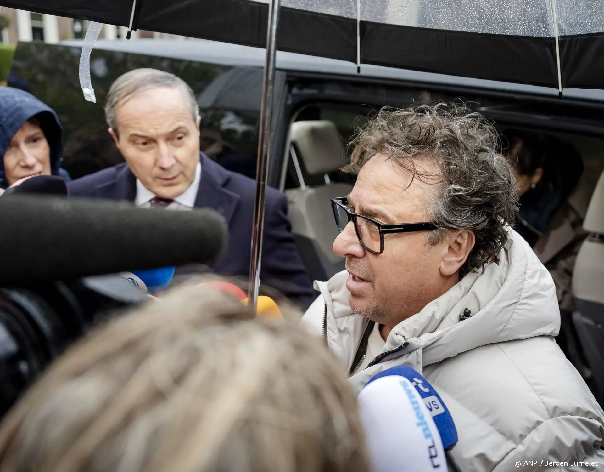 Marco Borsato ontkent aantijgingen 'met klem' bij begin strafzaak