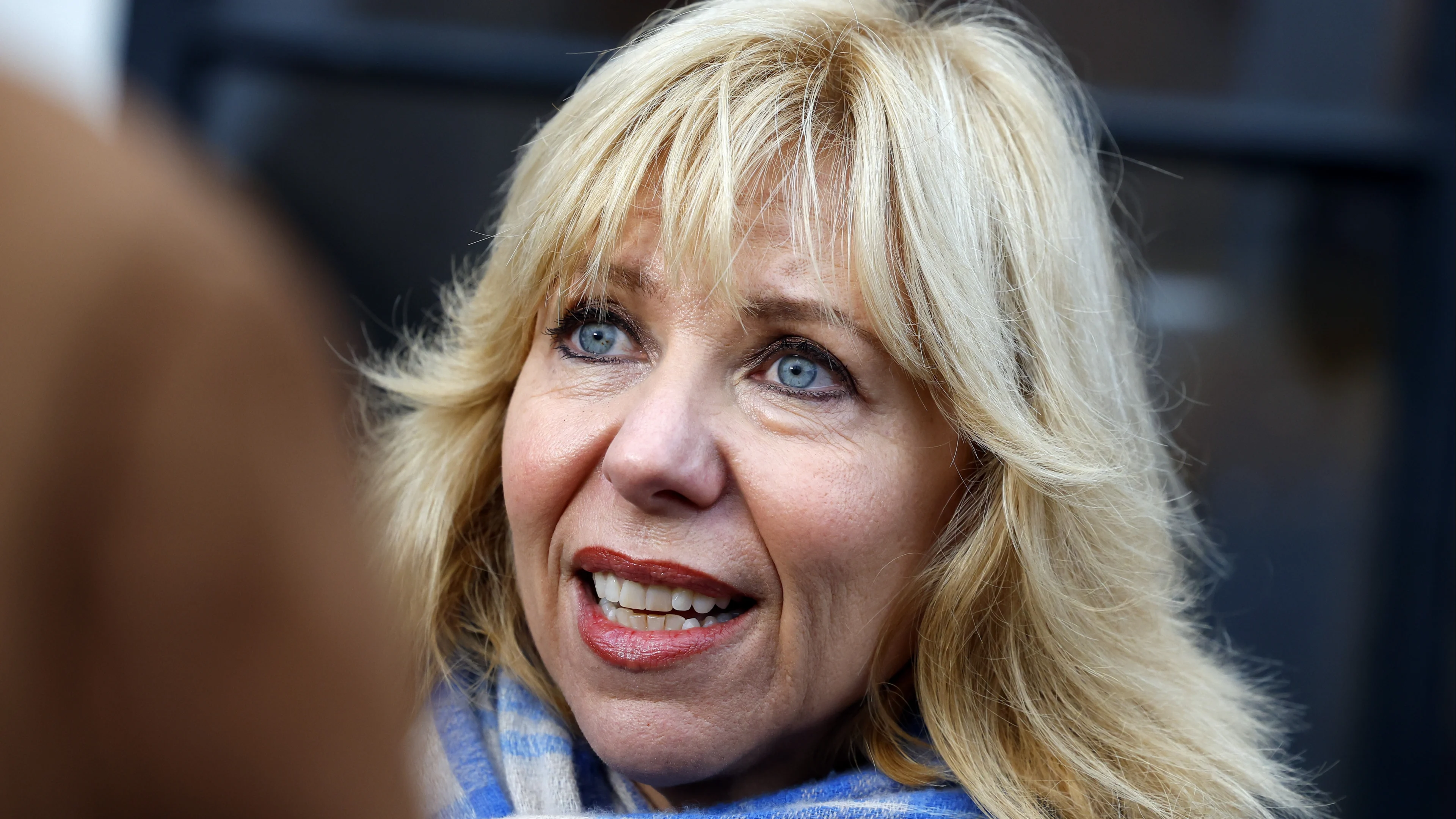 Claudia de Breij waarschuwt voor oplichter: 'Kijk uit'