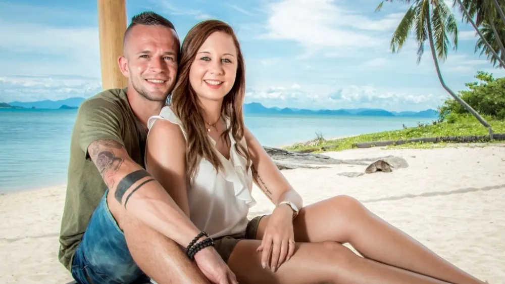 Temptation-Deborah over relatie met 12 jaar oudere baas