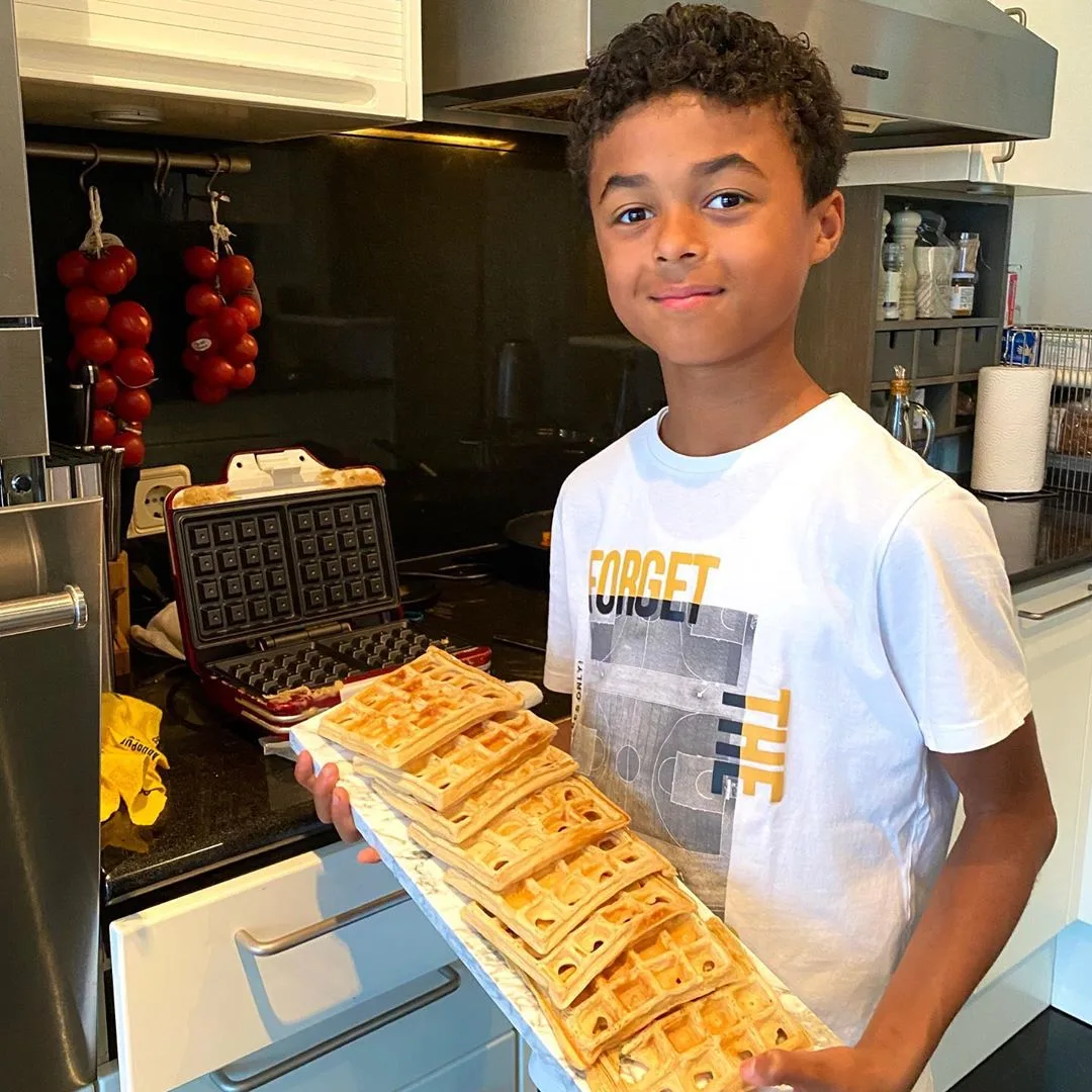 Shane Kluivert lanceert zijn tweede kookboek