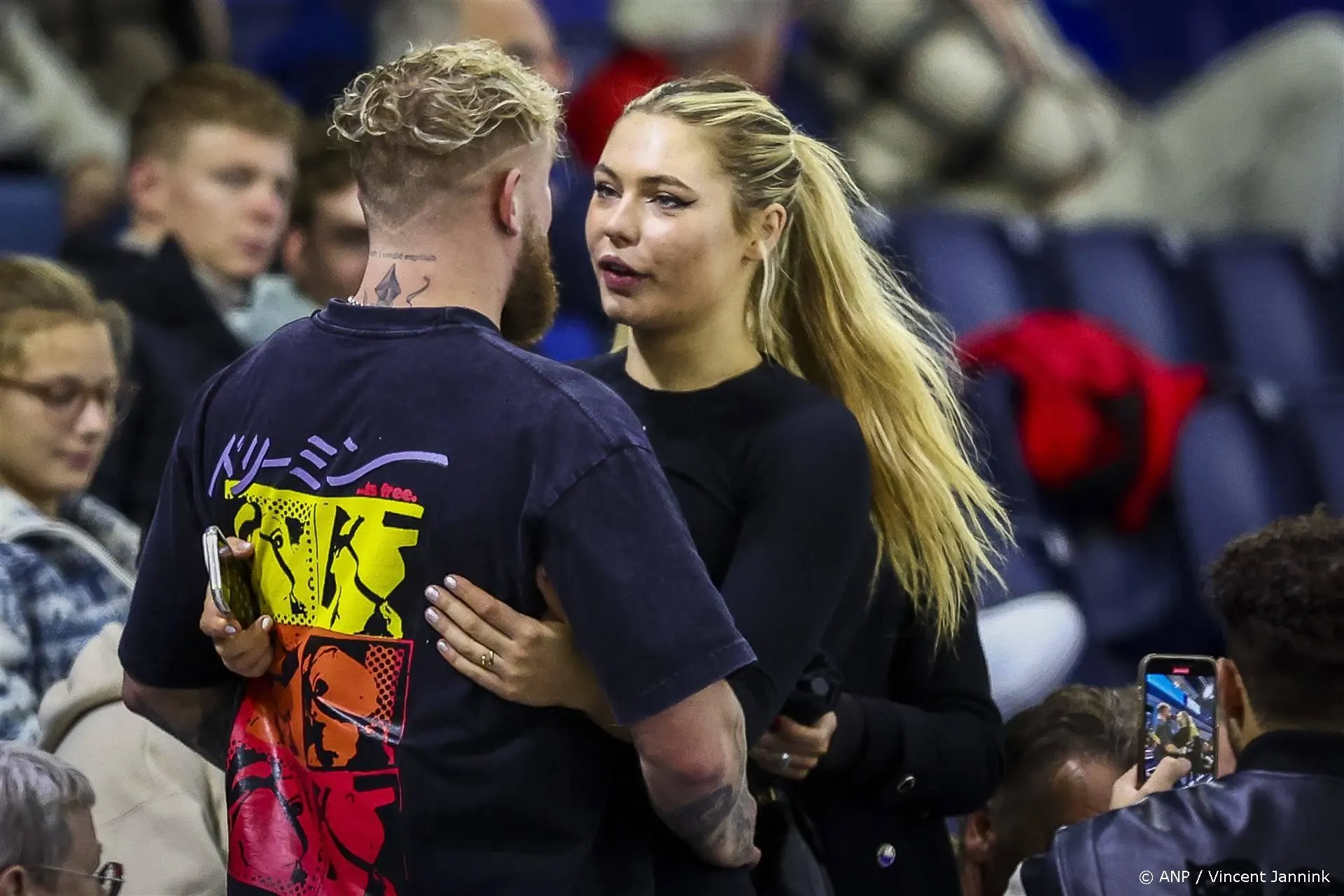 Jutta Leerdam onderweg om vriend te supporten