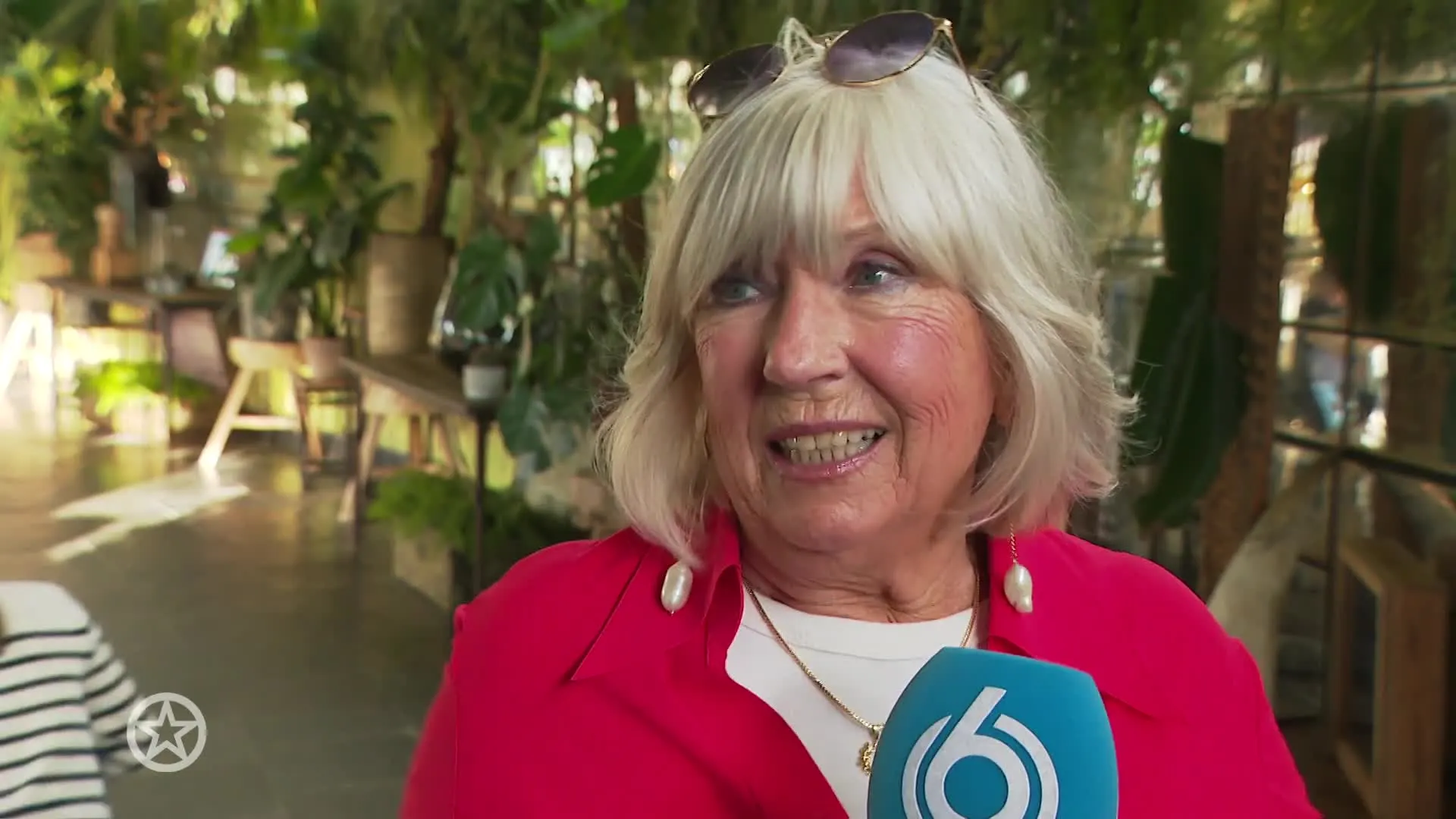 Willeke Alberti over zieke hond