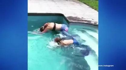 Wendy van Dijk schittert samen met dochtertje als zeemeermin