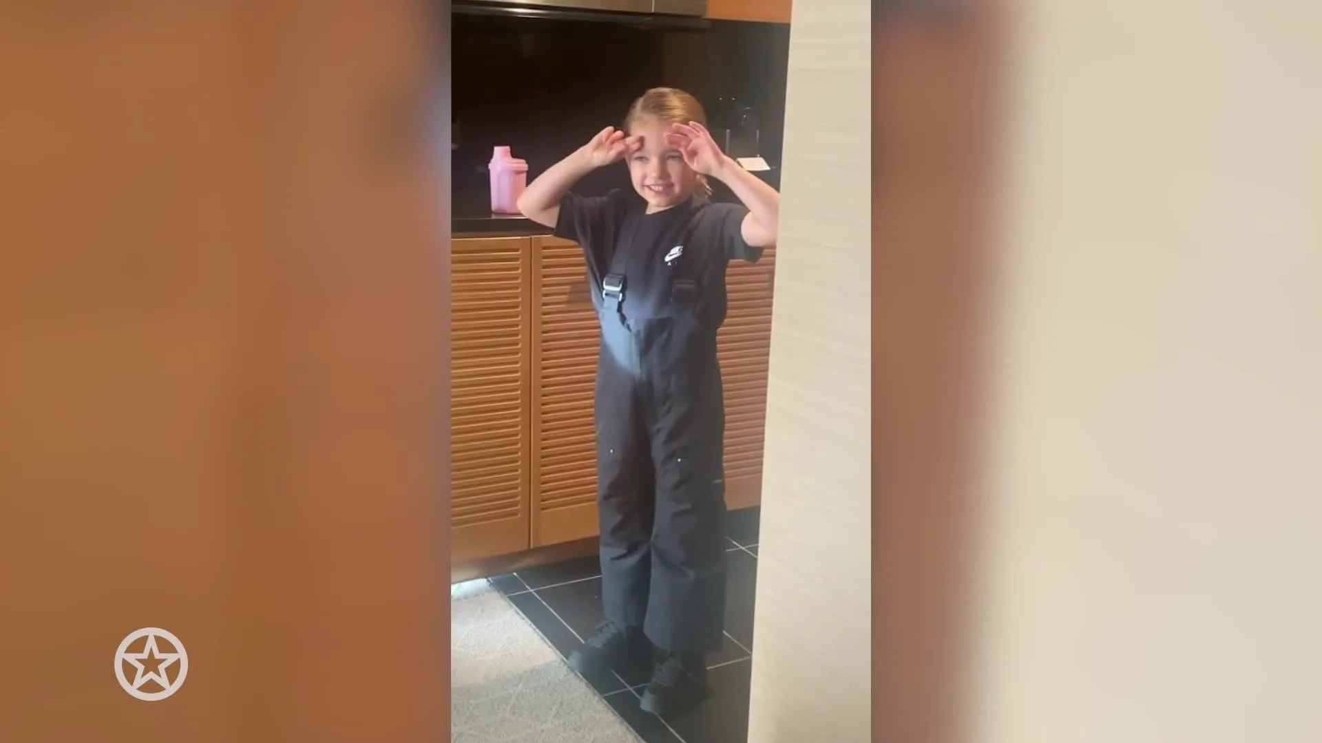 Xess Xava spreekt verschillende talen