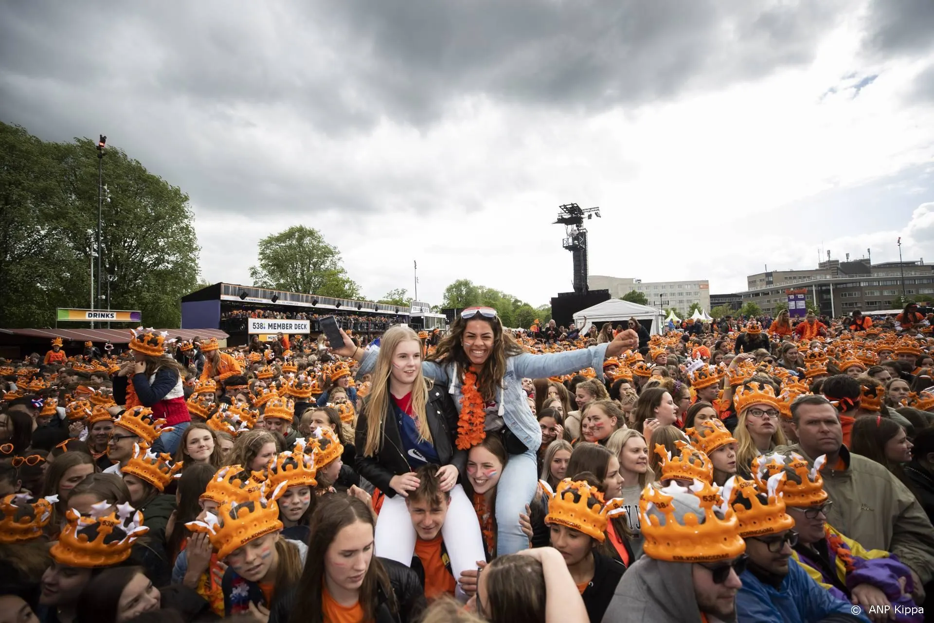 Ruim 1 miljoen tickets aangevraagd voor 'Oranjefeest' 538