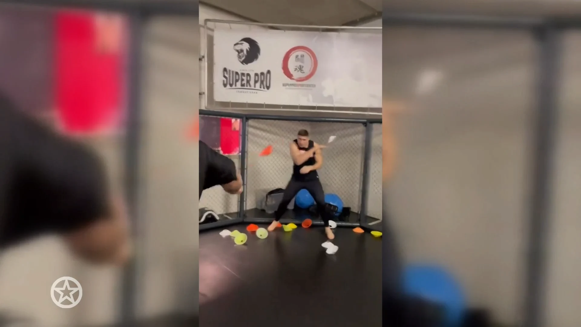 Rico Verhoeven afgebeuld tijdens training