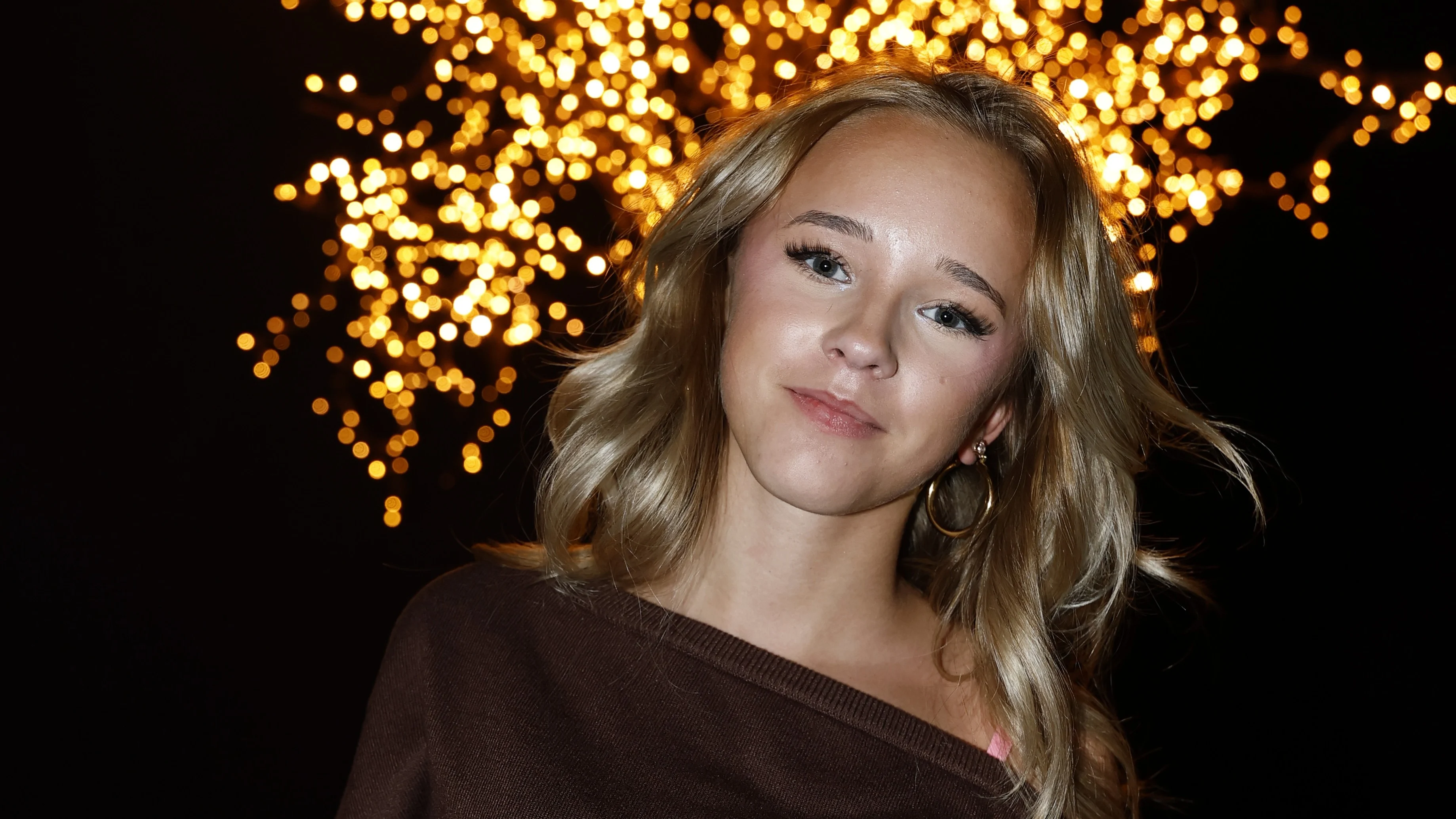 Emma Kok laat tattoos zetten met belangrijke boodschap