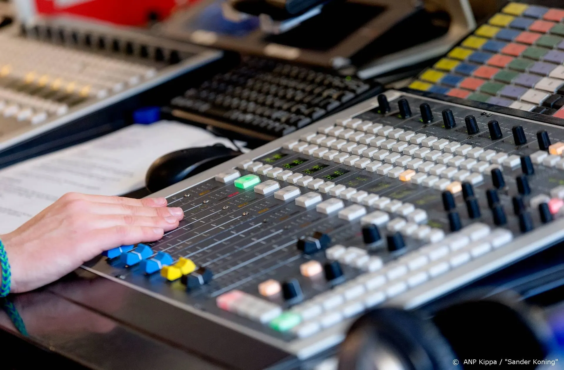 Commerciële radiozenders in zwaar weer door coronacrisis