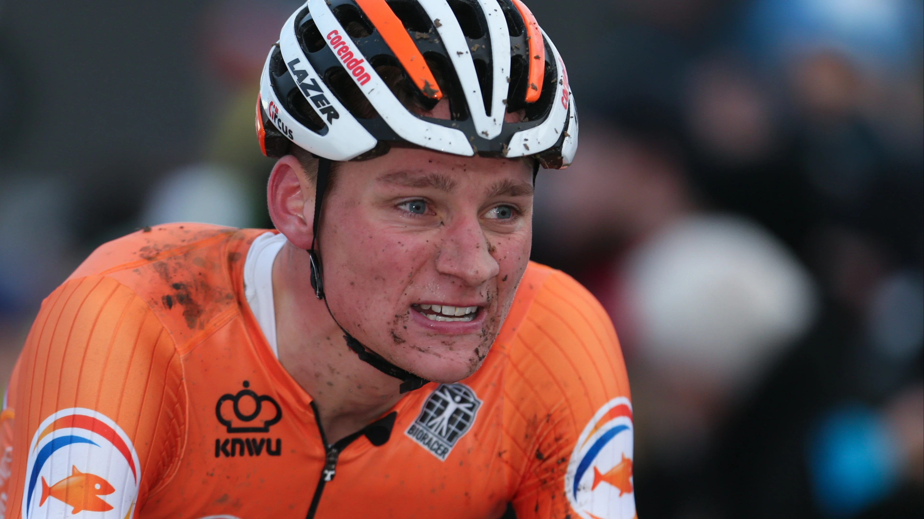 Vader van aangevallen meisjes Van der Poel reageert