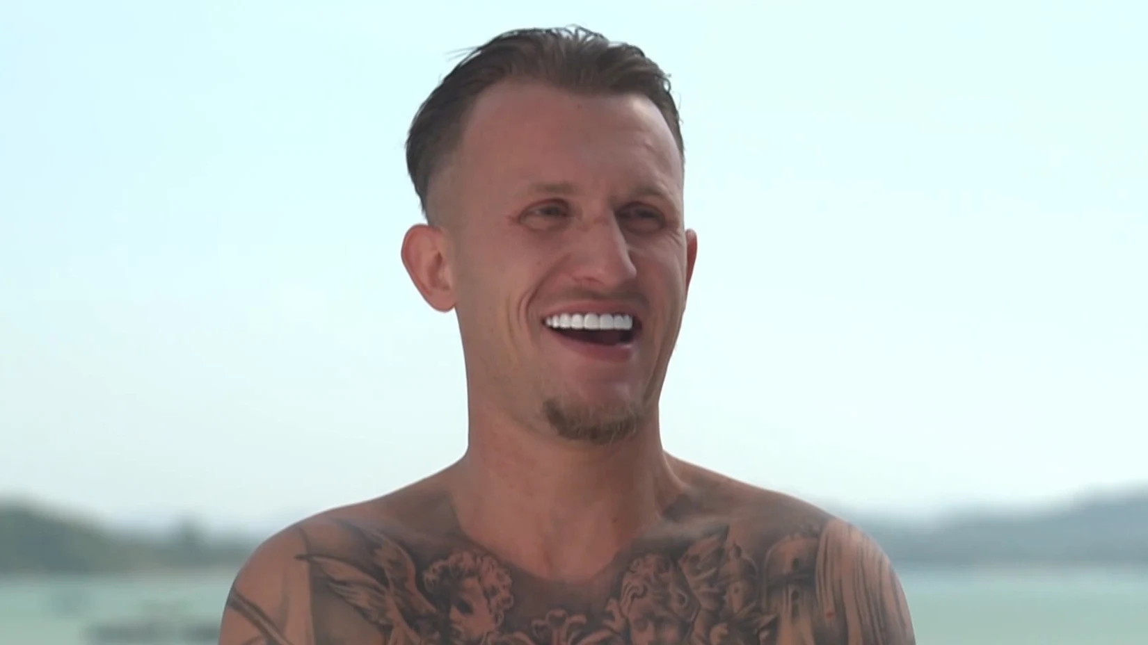 Ex On The Beach: 'Big Dick Nick' slaat de plank flink mis